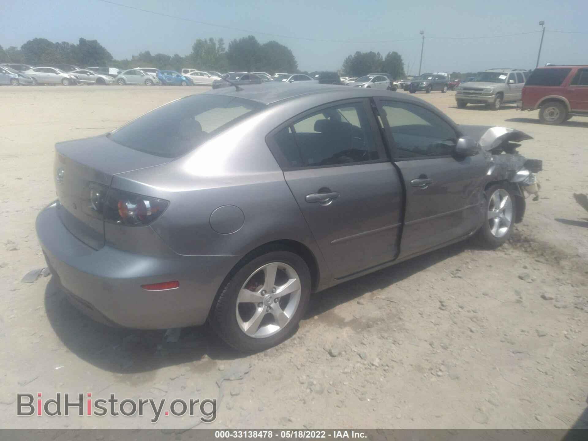 2006 MAZDA MAZDA3 - VIN: JM1BK32F961477695 - Фото 4