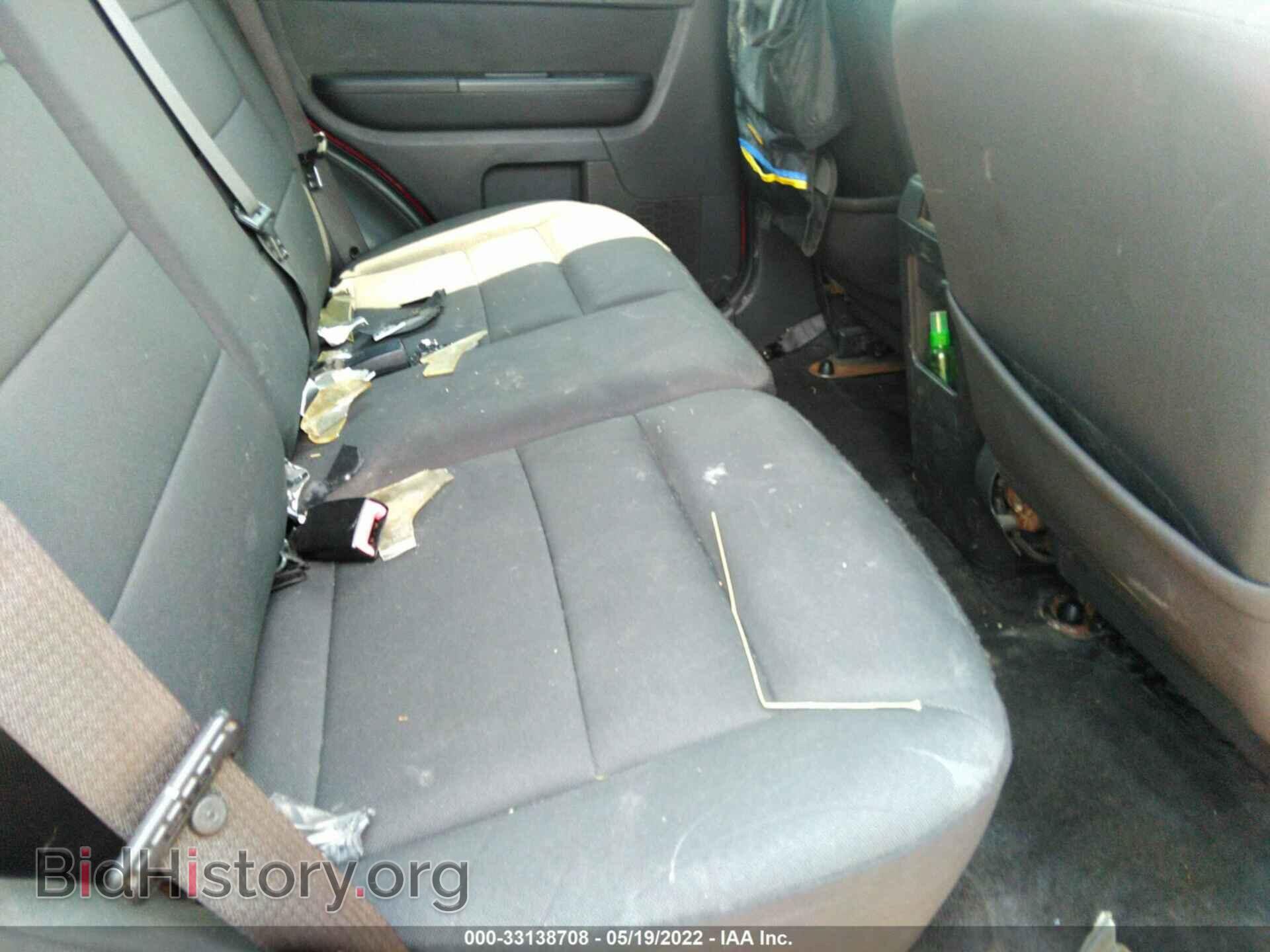 2010 FORD ESCAPE - VIN: 1FMCU0DG6AKC73633 - Photo 8