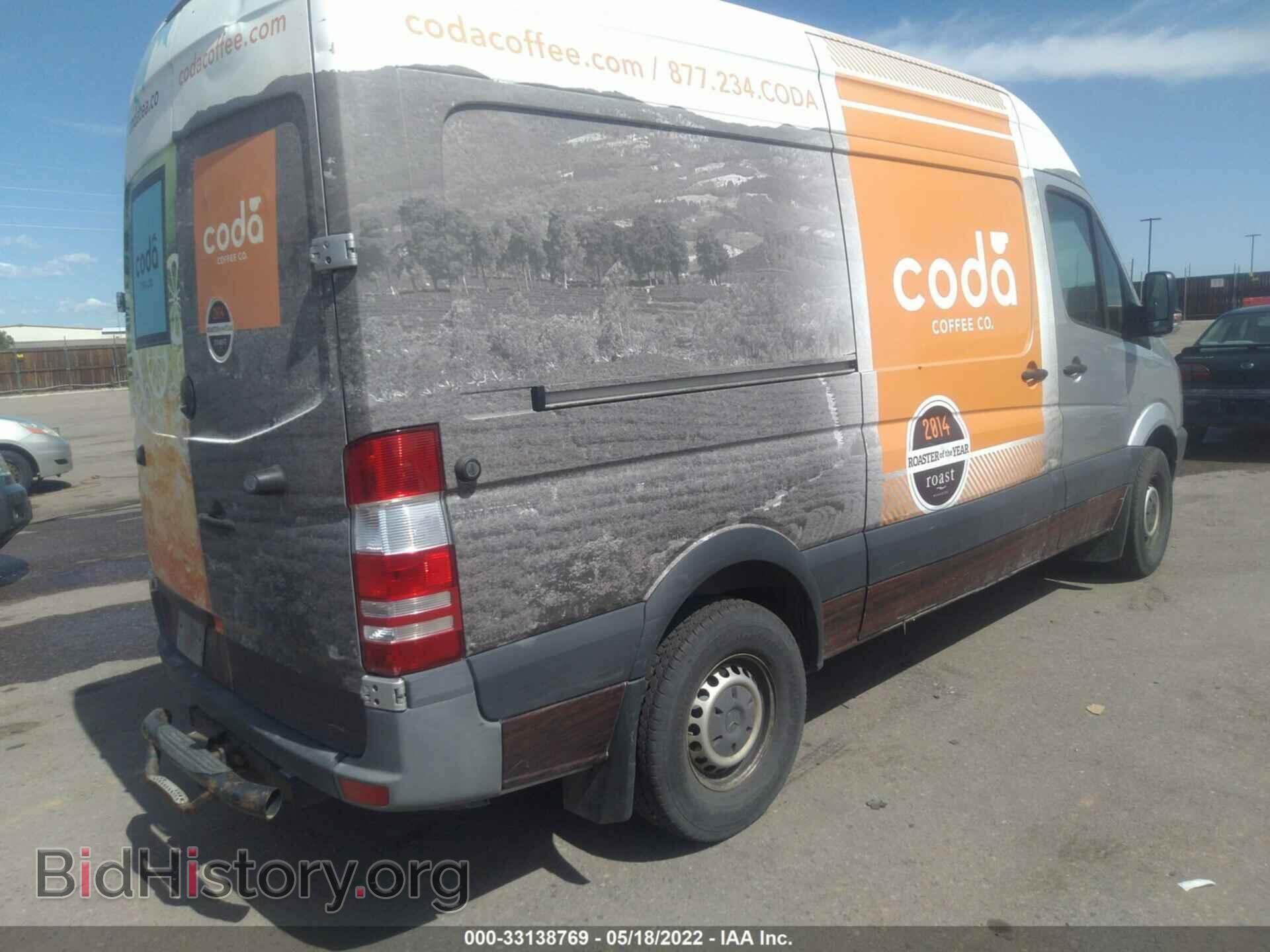 2011 MERCEDES-BENZ SPRINTER CARGO VANS - VIN: WD3PE7CC0B5609149 - Фото 4