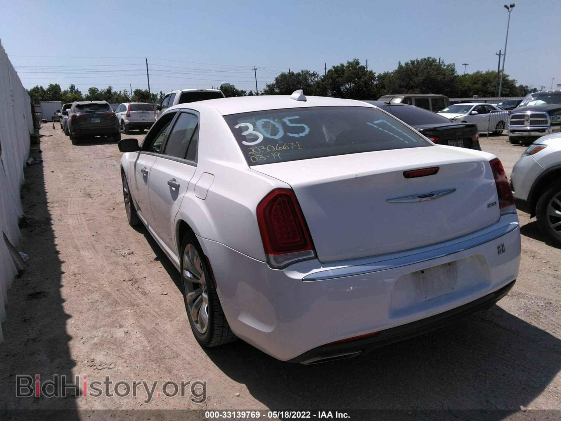2019 CHRYSLER 300 - VIN: 2C3CCAEG1KH536622 - Фото 3