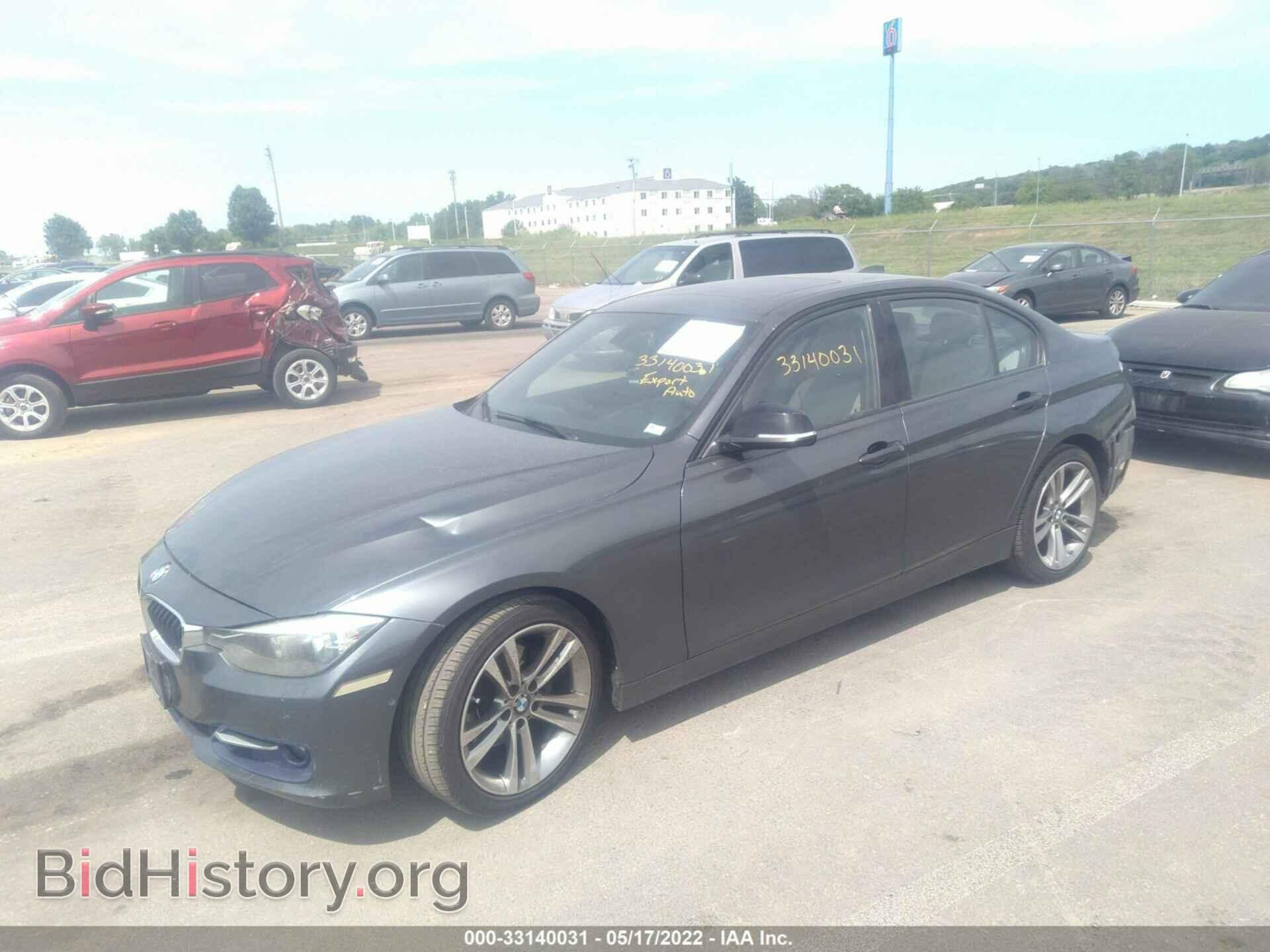 2013 BMW 3 SERIES - VIN: WBA3A5C51DF359162 - Фото 2