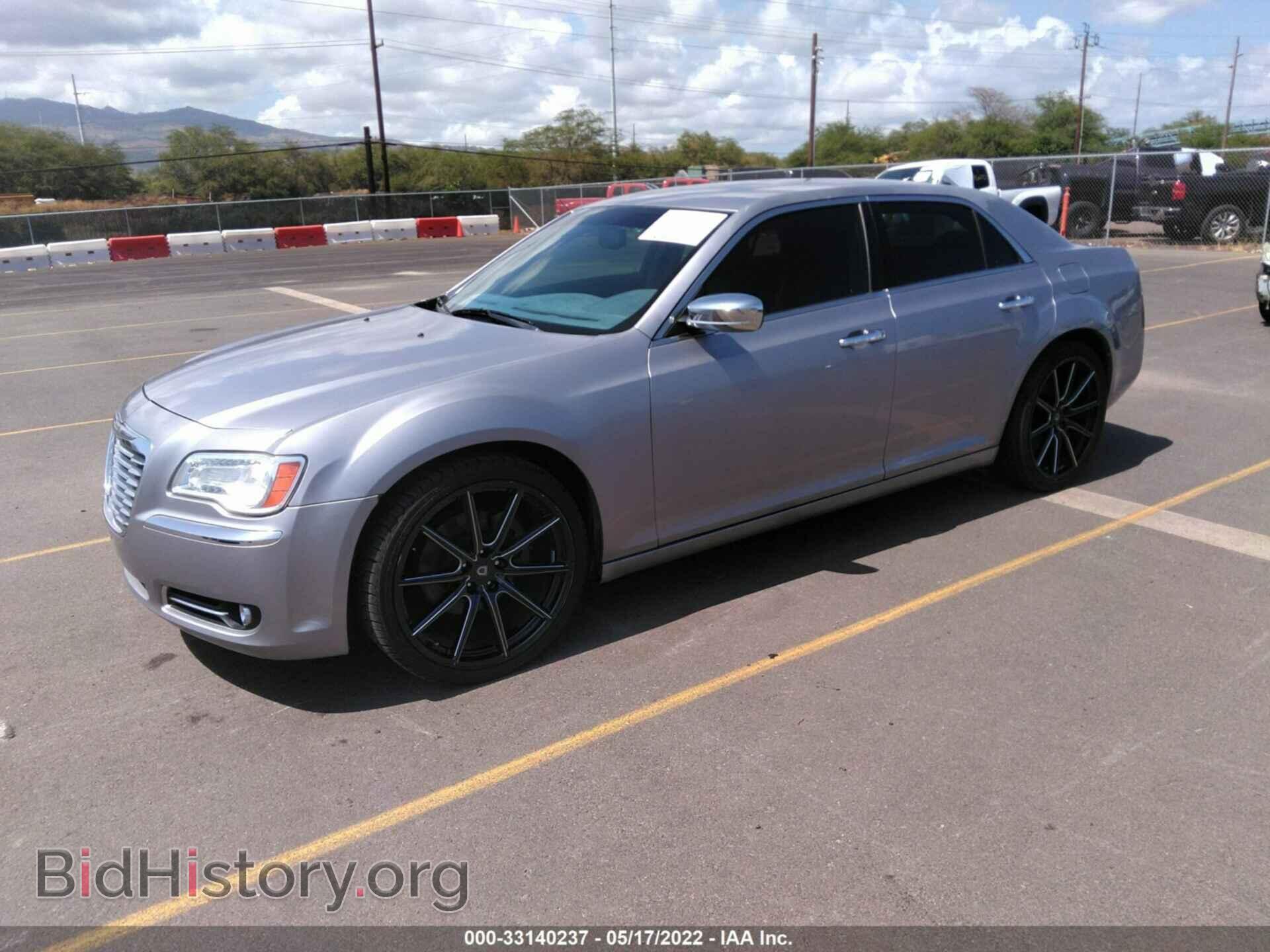 2014 CHRYSLER 300 - VIN: 2C3CCAET7EH169906 - Фото 2