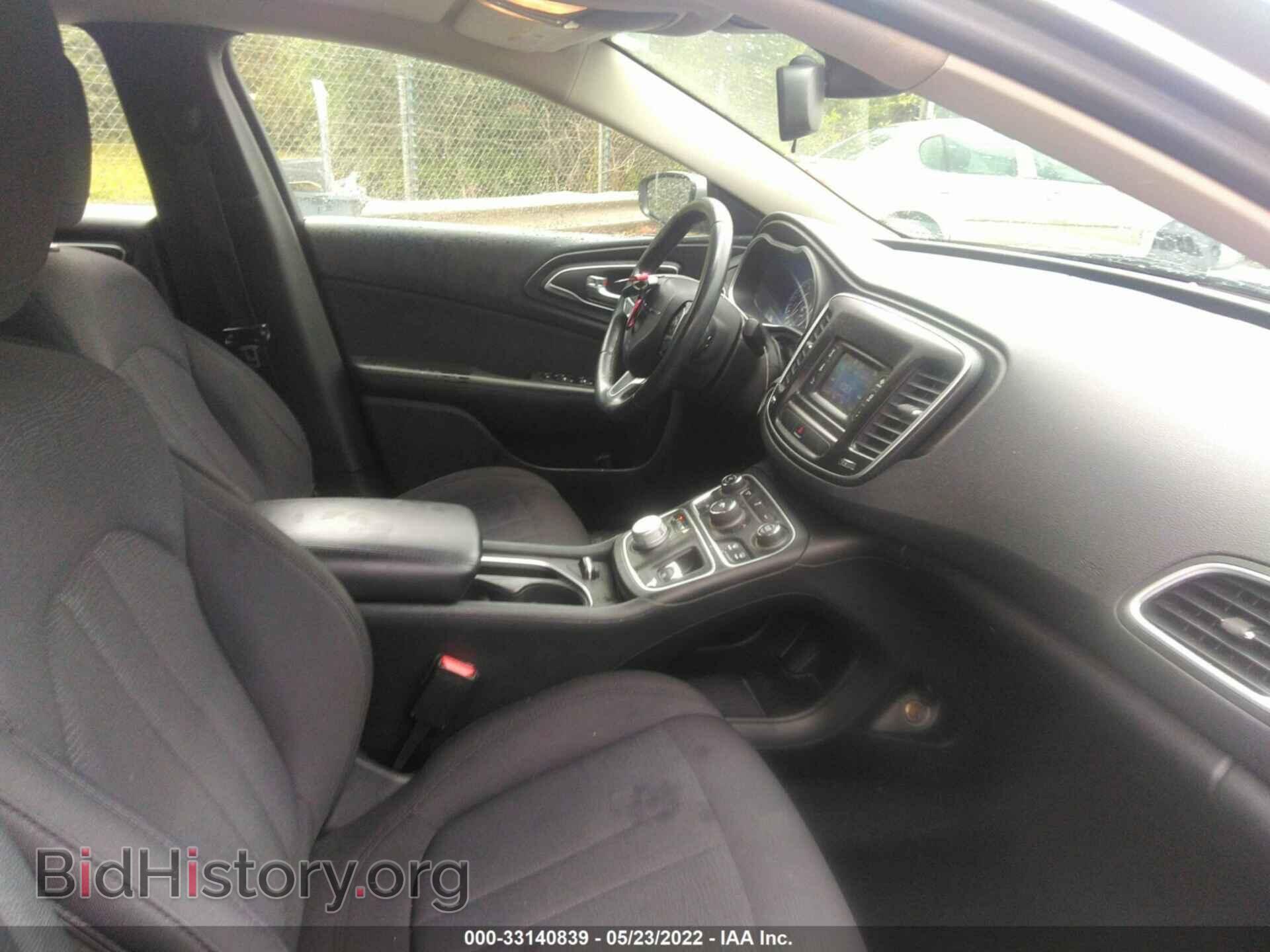 2015 CHRYSLER 200 - VIN: 1C3CCCAB5FN636757 - Фото 5