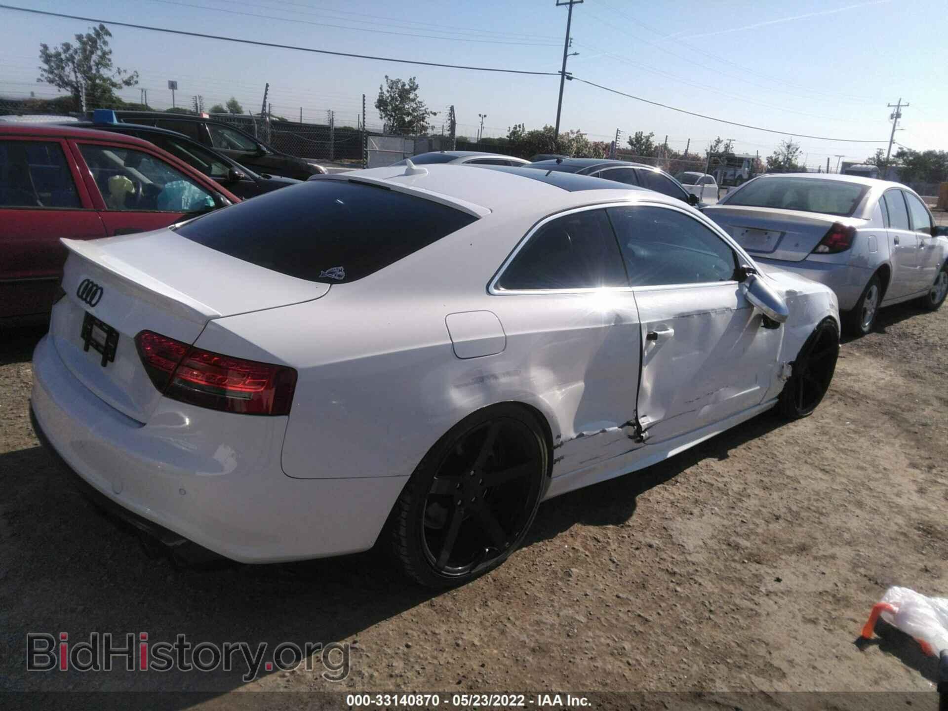 2011 AUDI A5 - VIN: WAULFAFR9BA067097 - Фото 4
