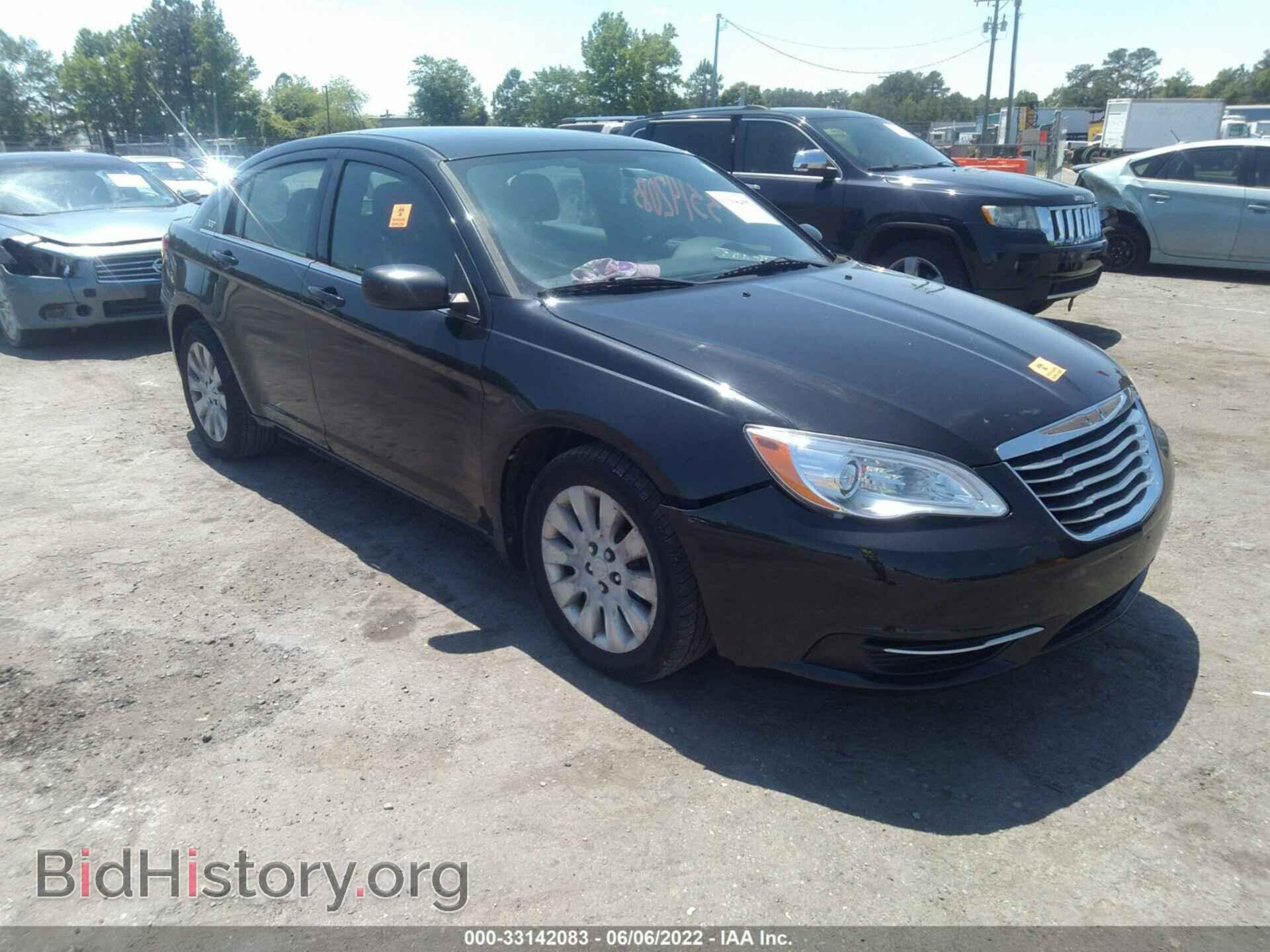Photo 1C3BC4FB2BN521649 - CHRYSLER 200 2011