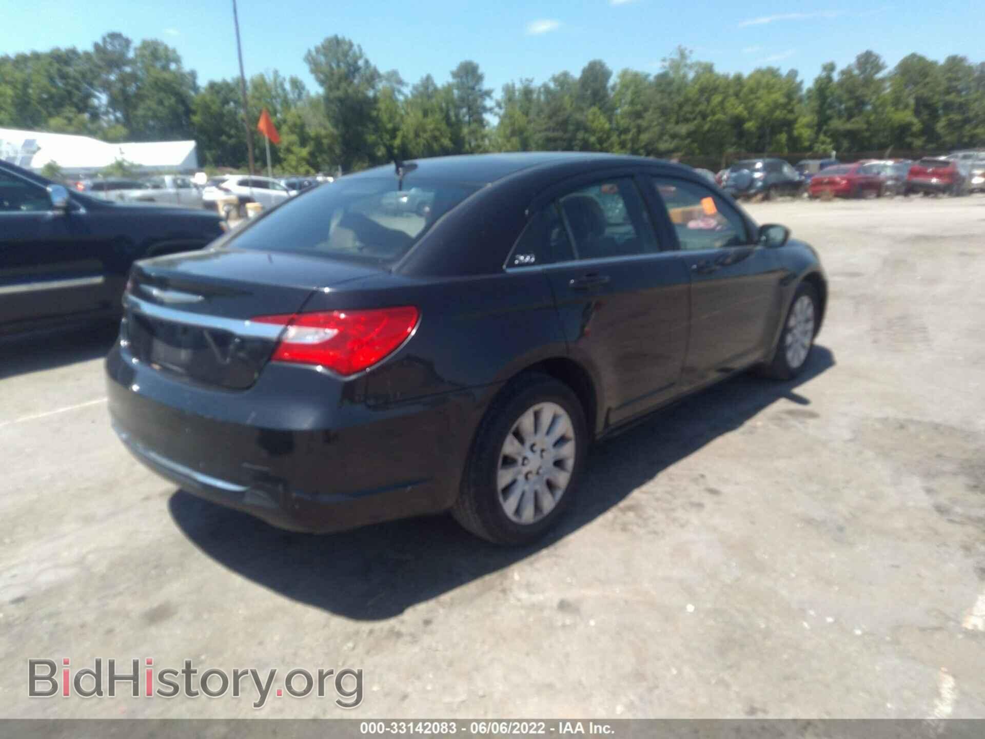 2011 CHRYSLER 200 - VIN: 1C3BC4FB2BN521649 - Фото 4