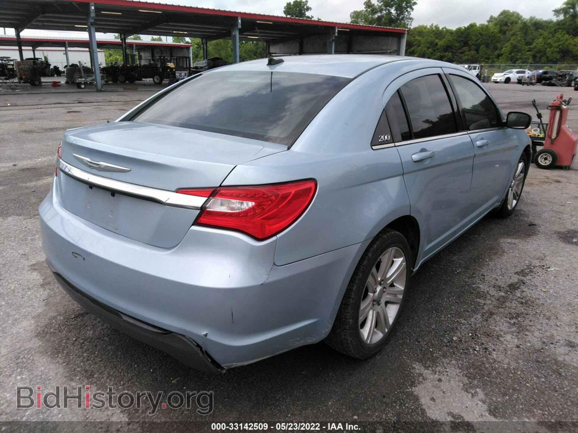 2012 CHRYSLER 200 - VIN: 1C3CCBBB6CN230250 - Фото 4
