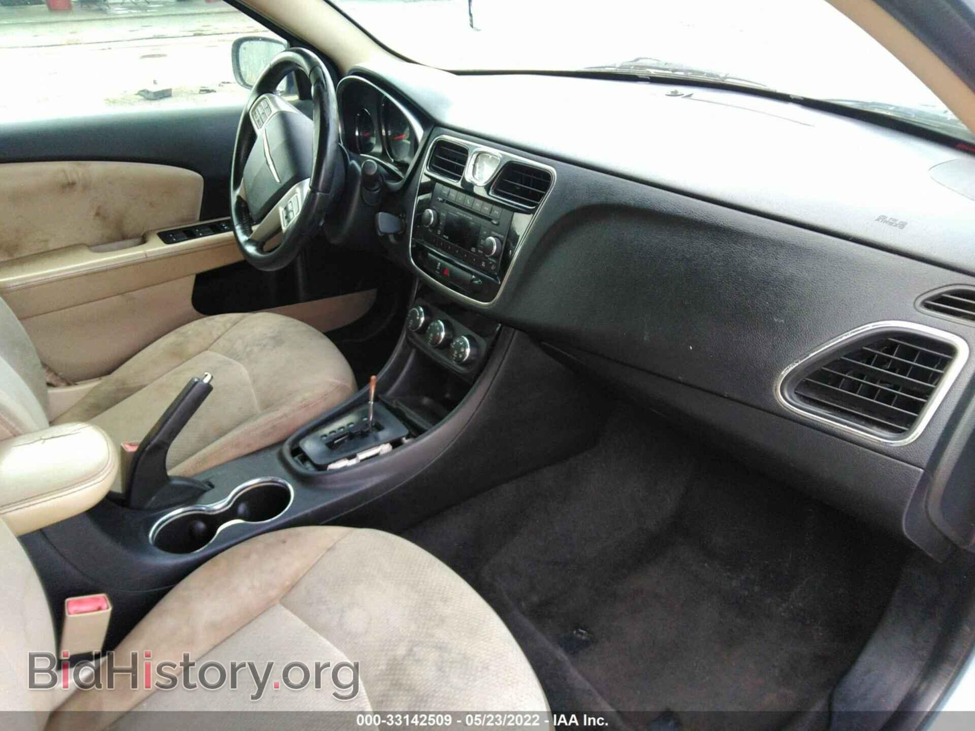 2012 CHRYSLER 200 - VIN: 1C3CCBBB6CN230250 - Фото 5