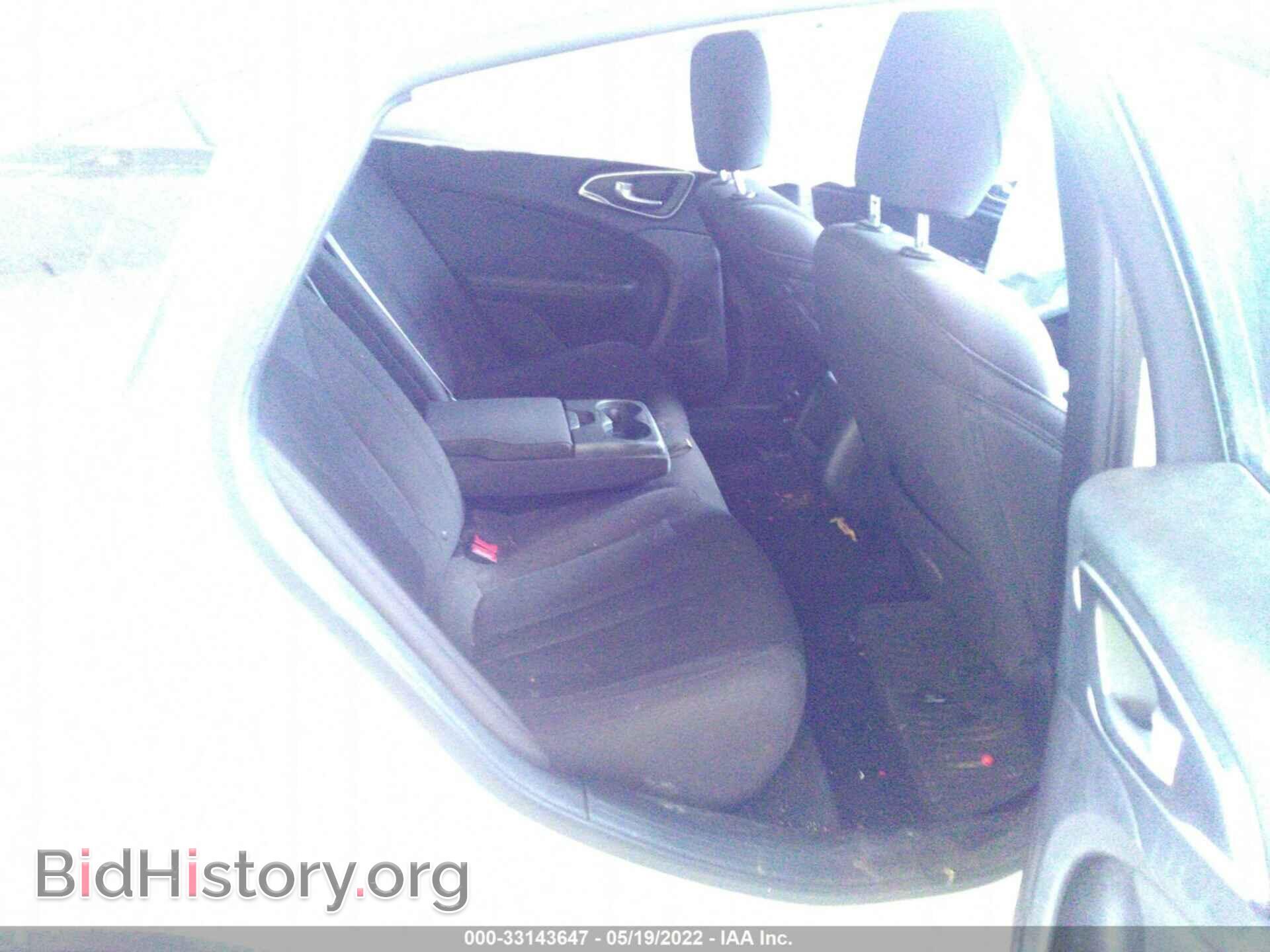2015 CHRYSLER 200 - VIN: 1C3CCCAB5FN667216 - Фото 8