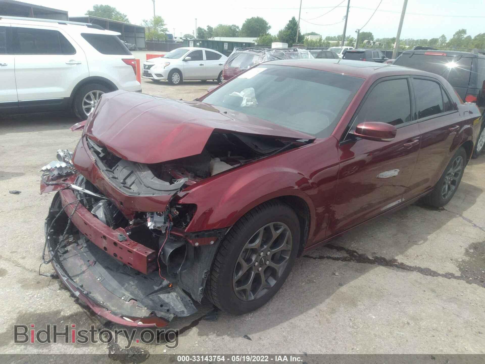 2018 CHRYSLER 300 - VIN: 2C3CCAGG8JH165468 - Фото 2