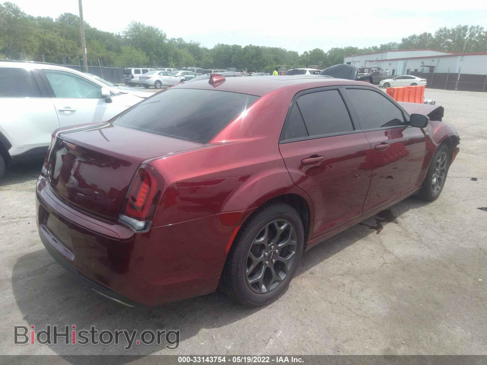 2018 CHRYSLER 300 - VIN: 2C3CCAGG8JH165468 - Фото 4