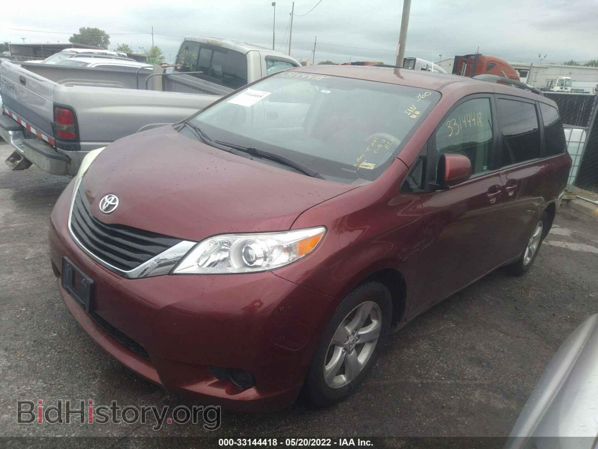 2012 TOYOTA SIENNA - VIN: 5TDKK3DC2CS190393 - Фото 2