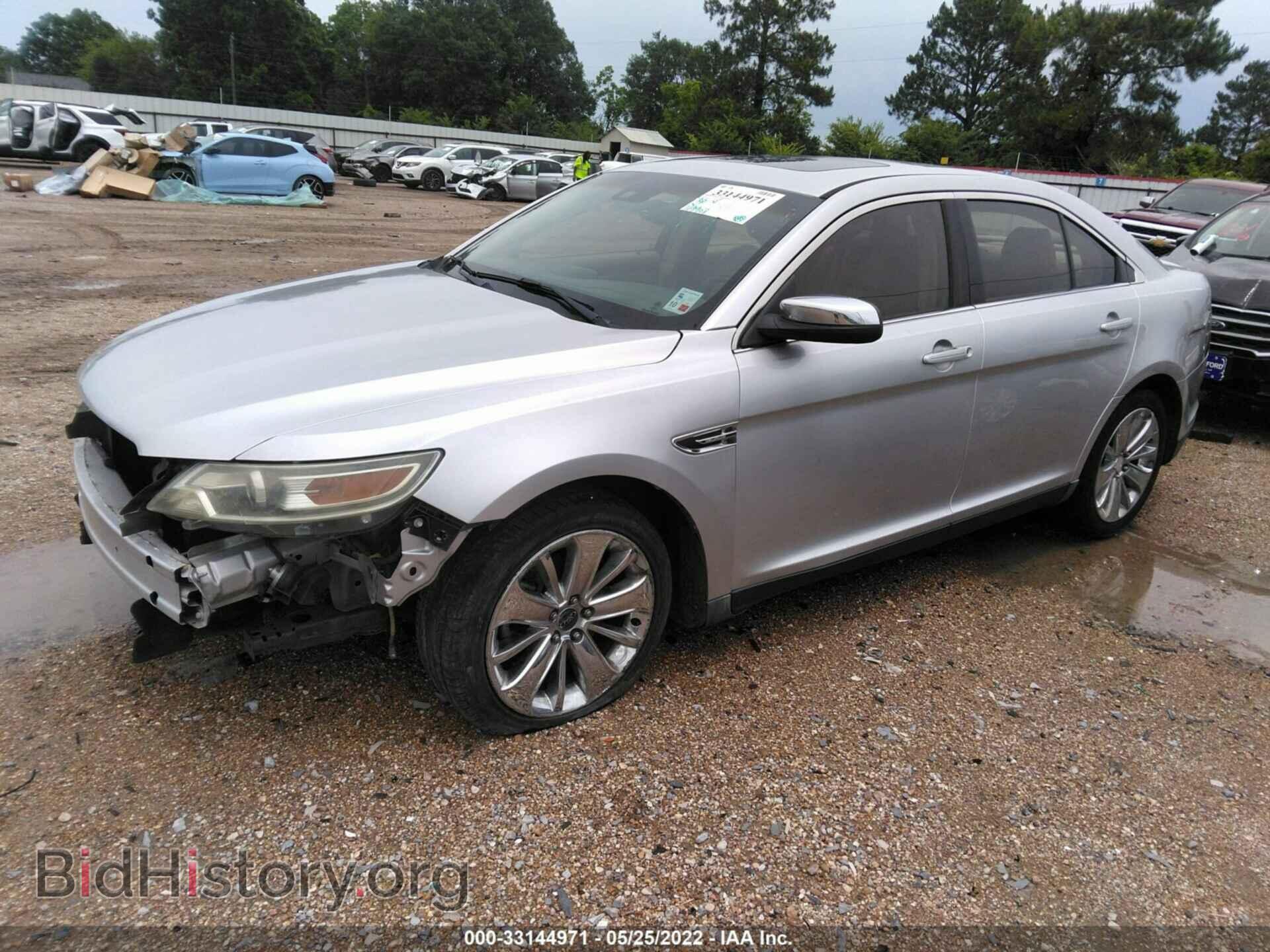2011 FORD TAURUS - VIN: 1FAHP2FW4BG126898 - Photo 2