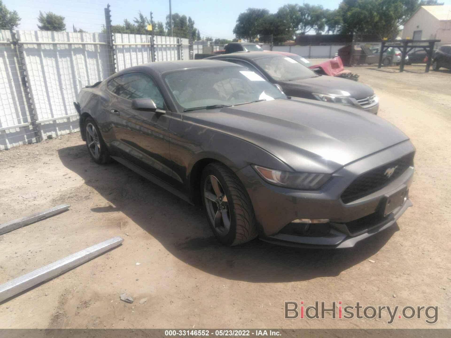 Photo 1FA6P8AMXF5345284 - FORD MUSTANG 2015