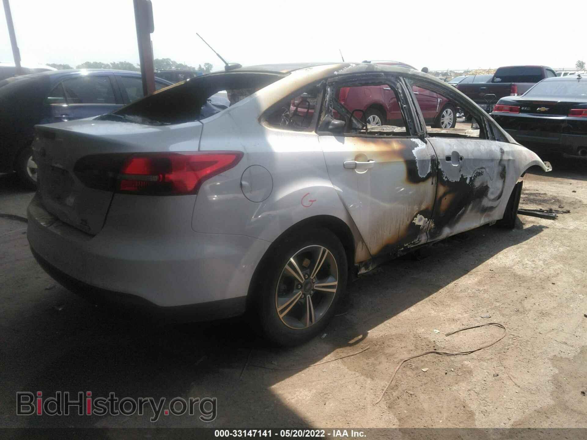 2017 FORD FOCUS - VIN: 1FADP3FEXHL324557 - Фото 4