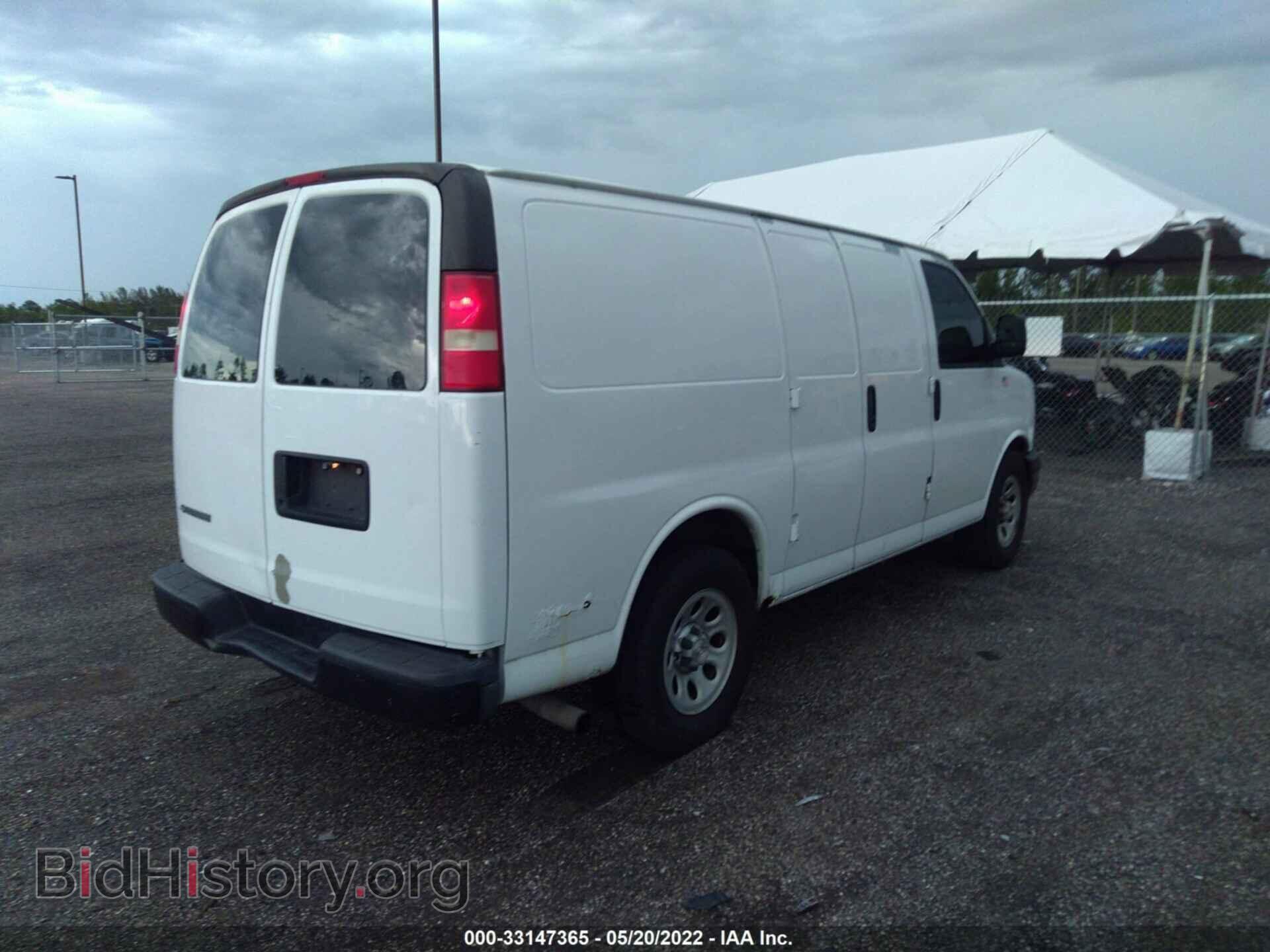 2009 CHEVROLET EXPRESS CARGO VAN - VIN: 1GCFG15X091138663 - Фото 4