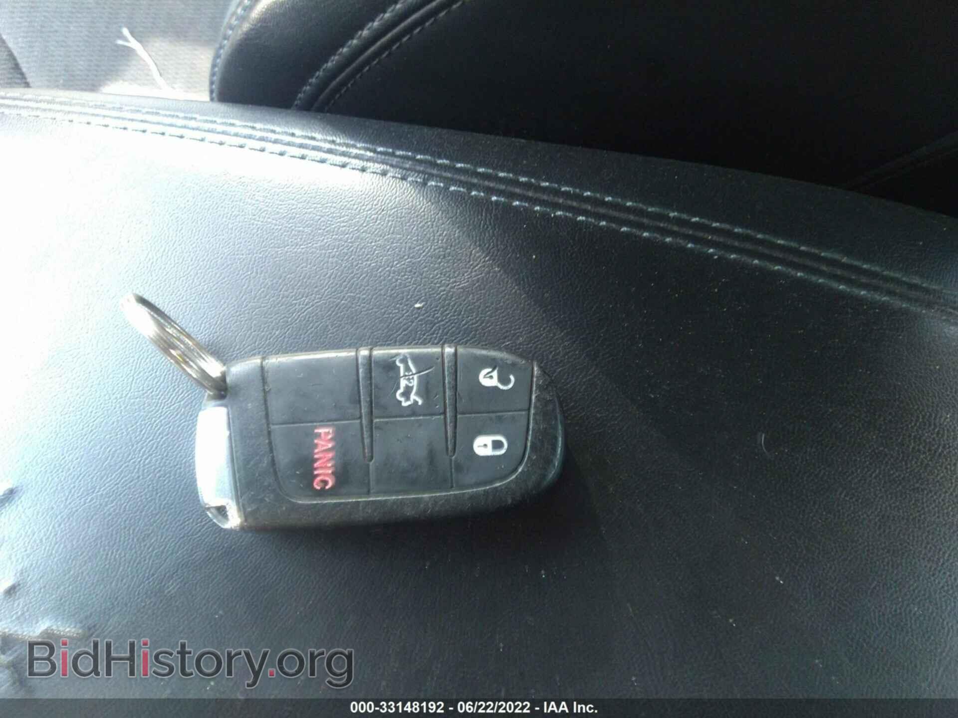 2015 CHRYSLER 200 - VIN: 1C3CCCBBXFN680154 - Фото 11