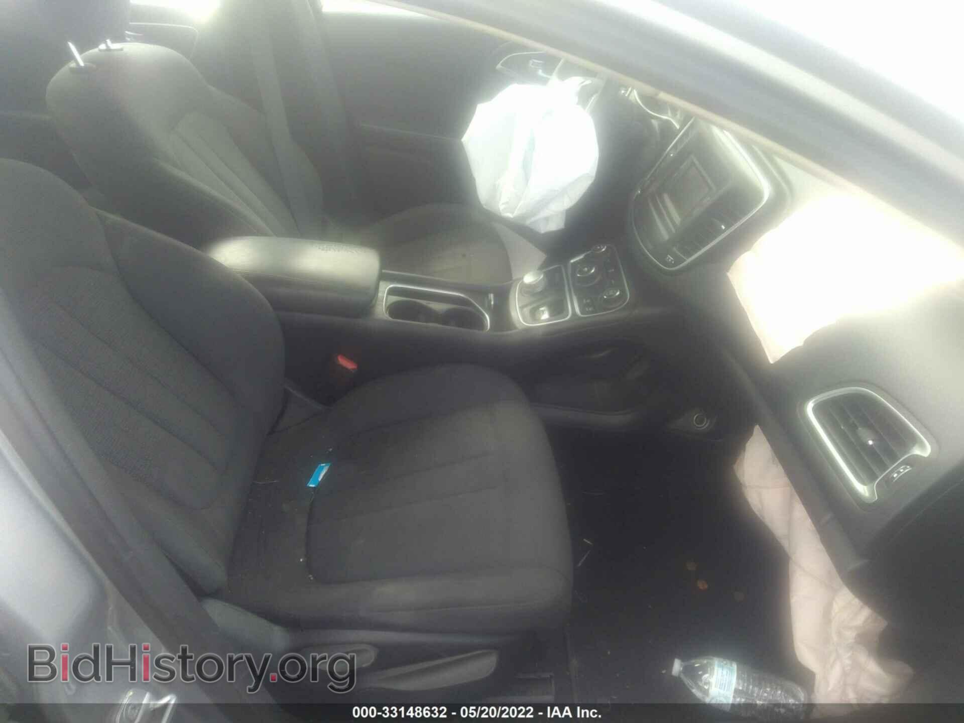 2016 CHRYSLER 200 - VIN: 1C3CCCAB0GN107976 - Фото 5