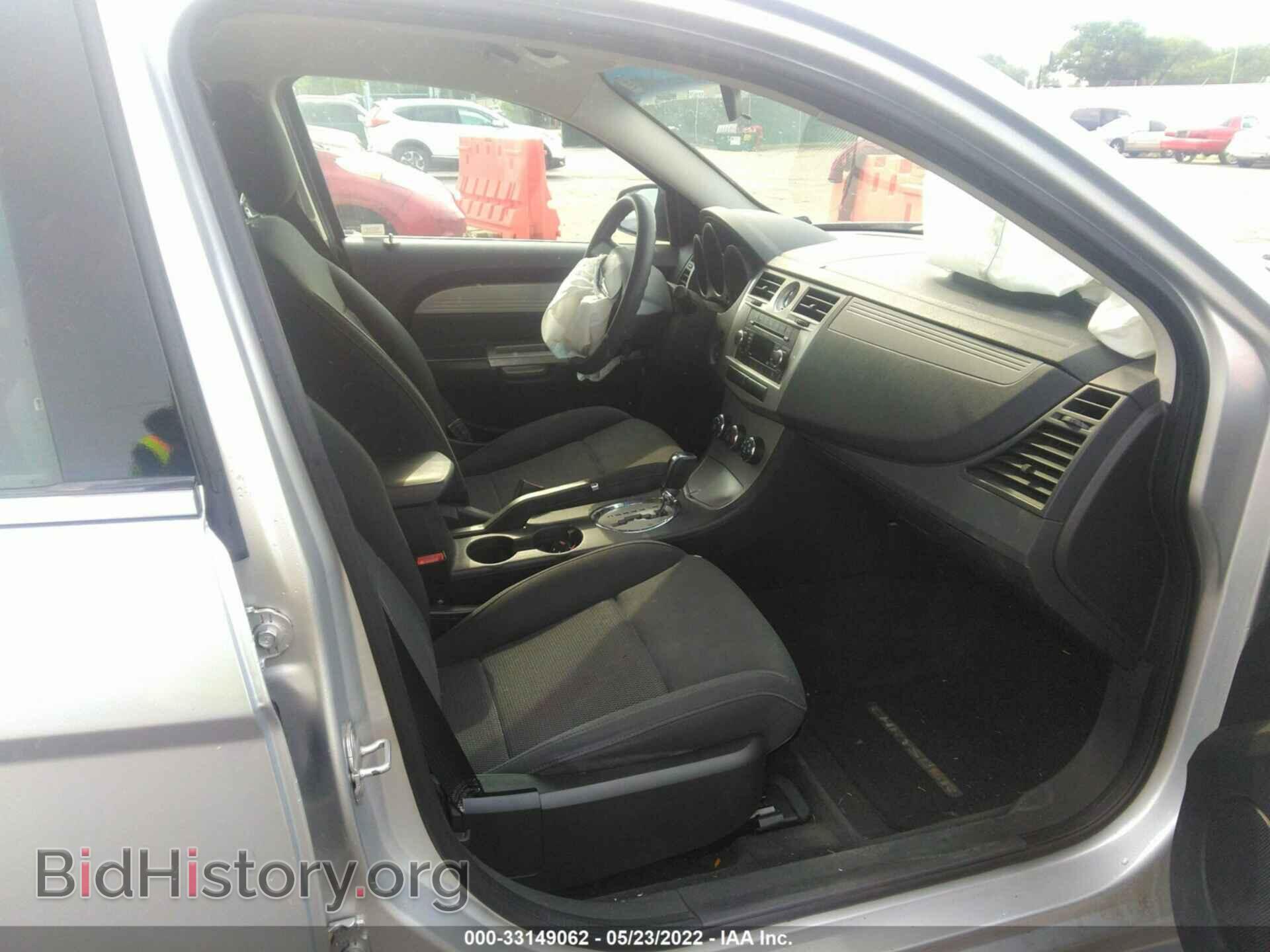 2010 CHRYSLER SEBRING - VIN: 1C3CC4FB3AN136488 - Фото 5
