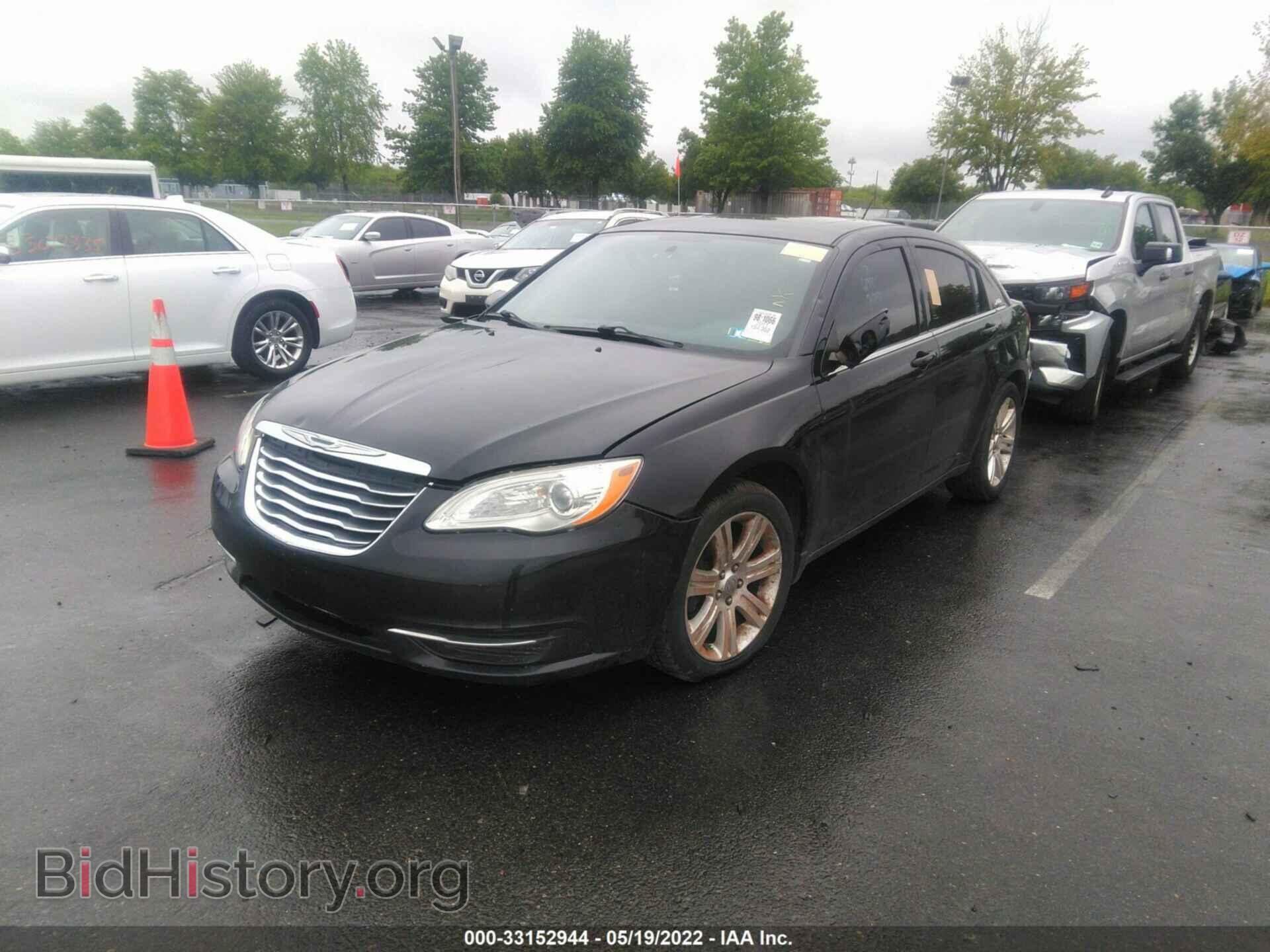2011 CHRYSLER 200 - VIN: 1C3BC1FB1BN619800 - Фото 2