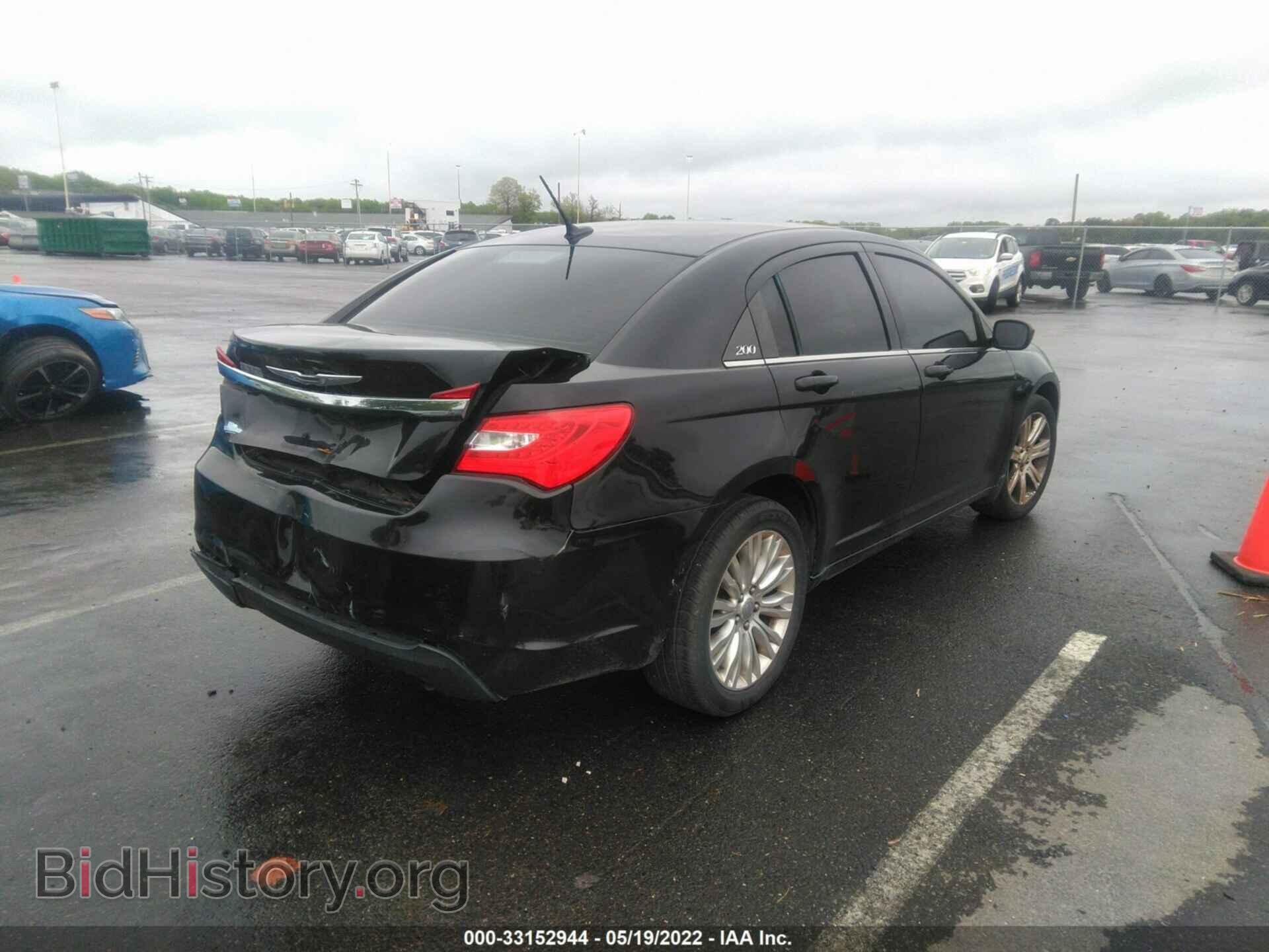 2011 CHRYSLER 200 - VIN: 1C3BC1FB1BN619800 - Фото 4