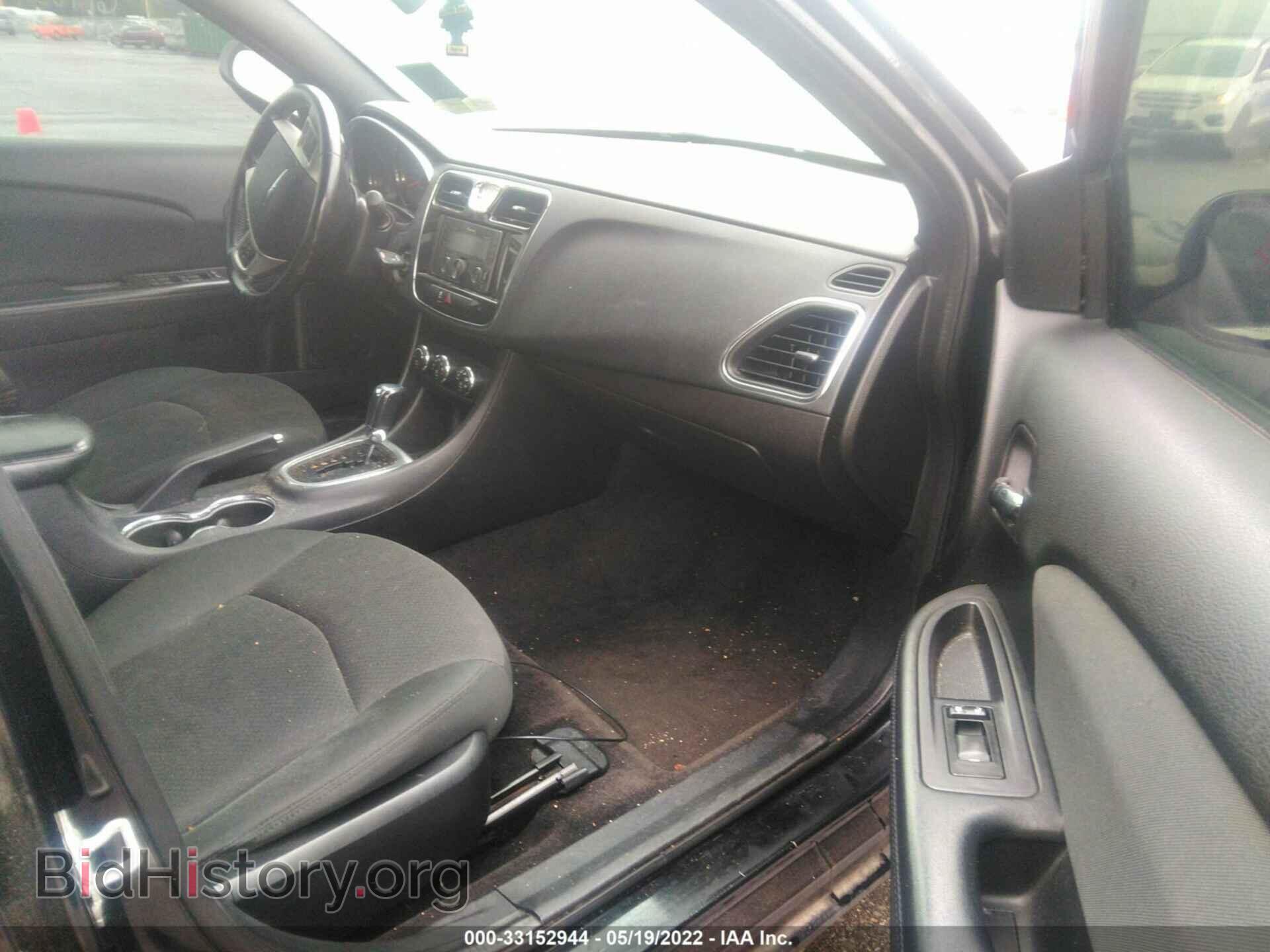 2011 CHRYSLER 200 - VIN: 1C3BC1FB1BN619800 - Фото 5