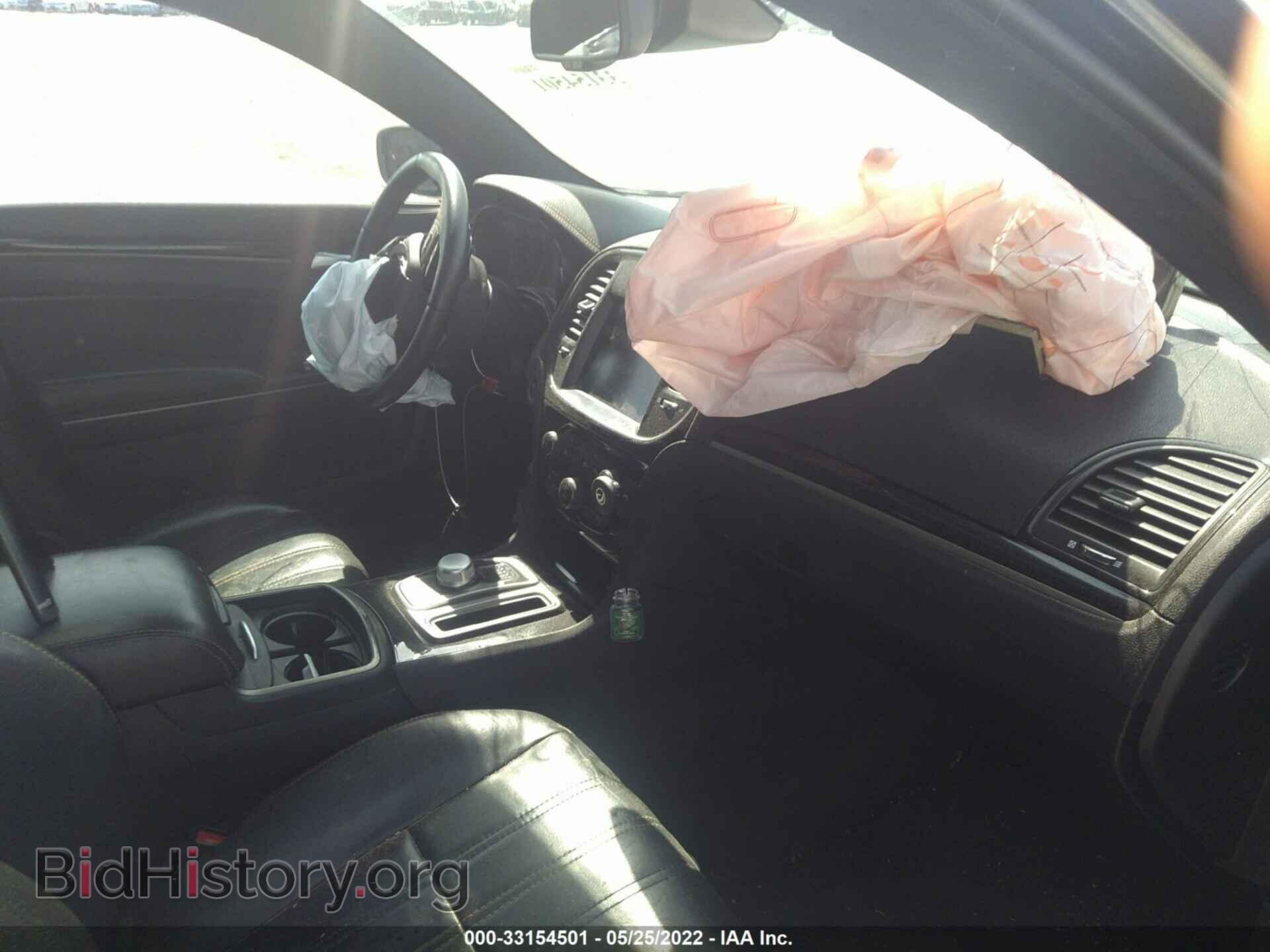 2016 CHRYSLER 300 - VIN: 2C3CCAGG9GH262283 - Фото 5