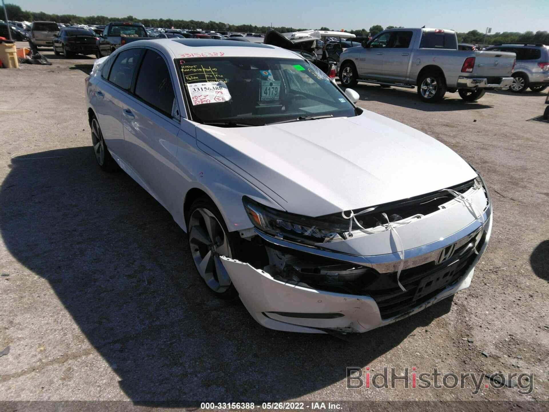 Photo 1HGCV2F97KA017117 - HONDA ACCORD SEDAN 2019