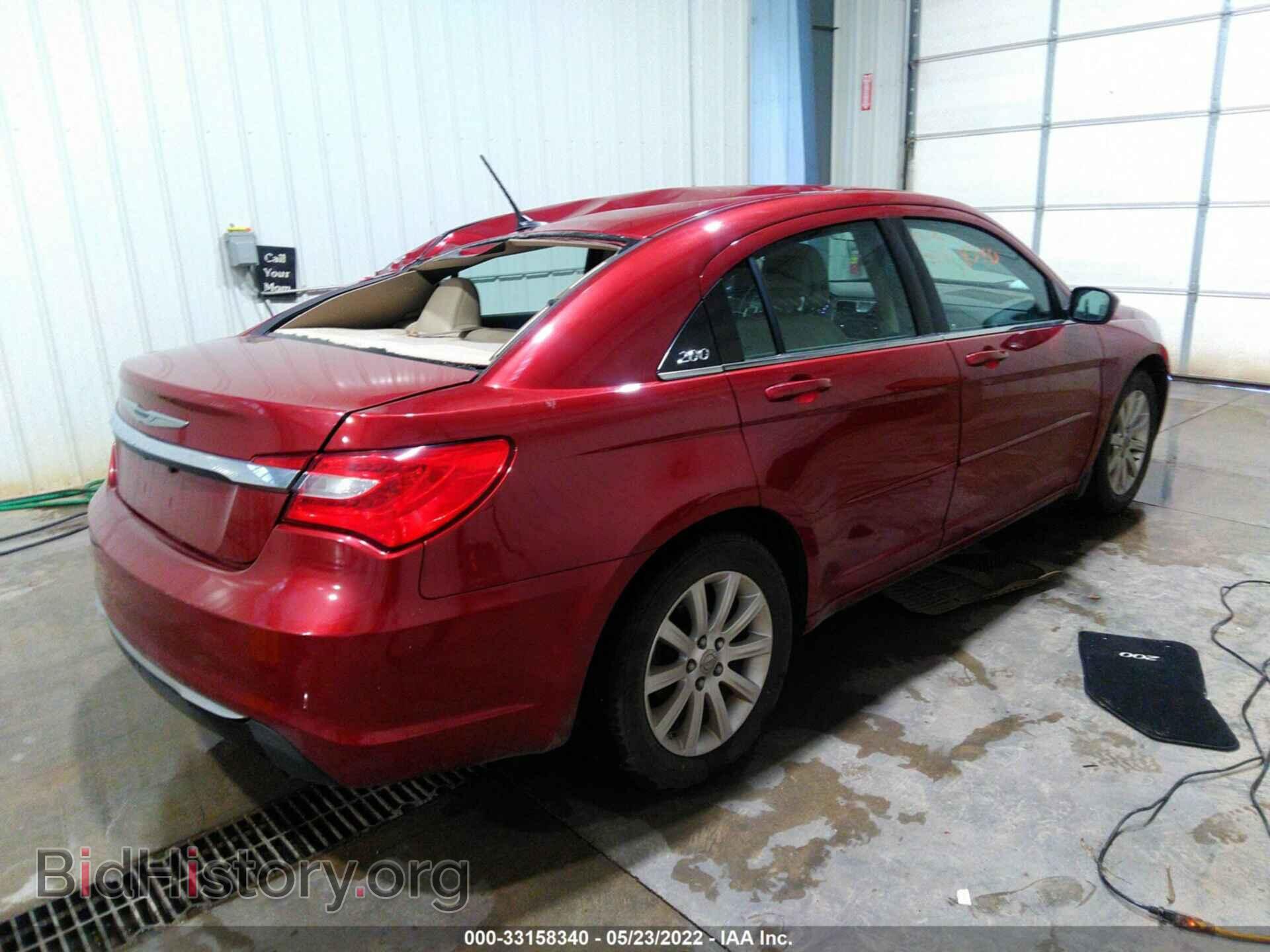 2013 CHRYSLER 200 - VIN: 1C3CCBBB3DN589962 - Фото 2