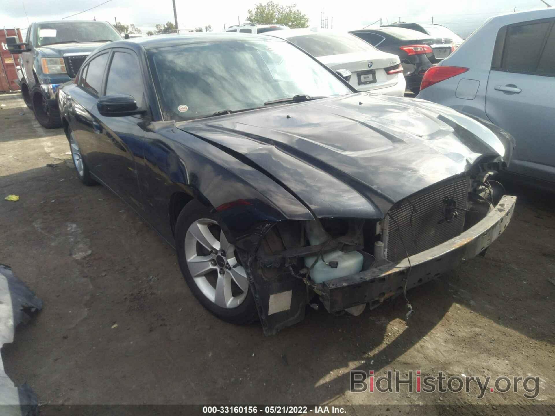 Photo 2C3CDXBG5DH640585 - DODGE CHARGER 2013