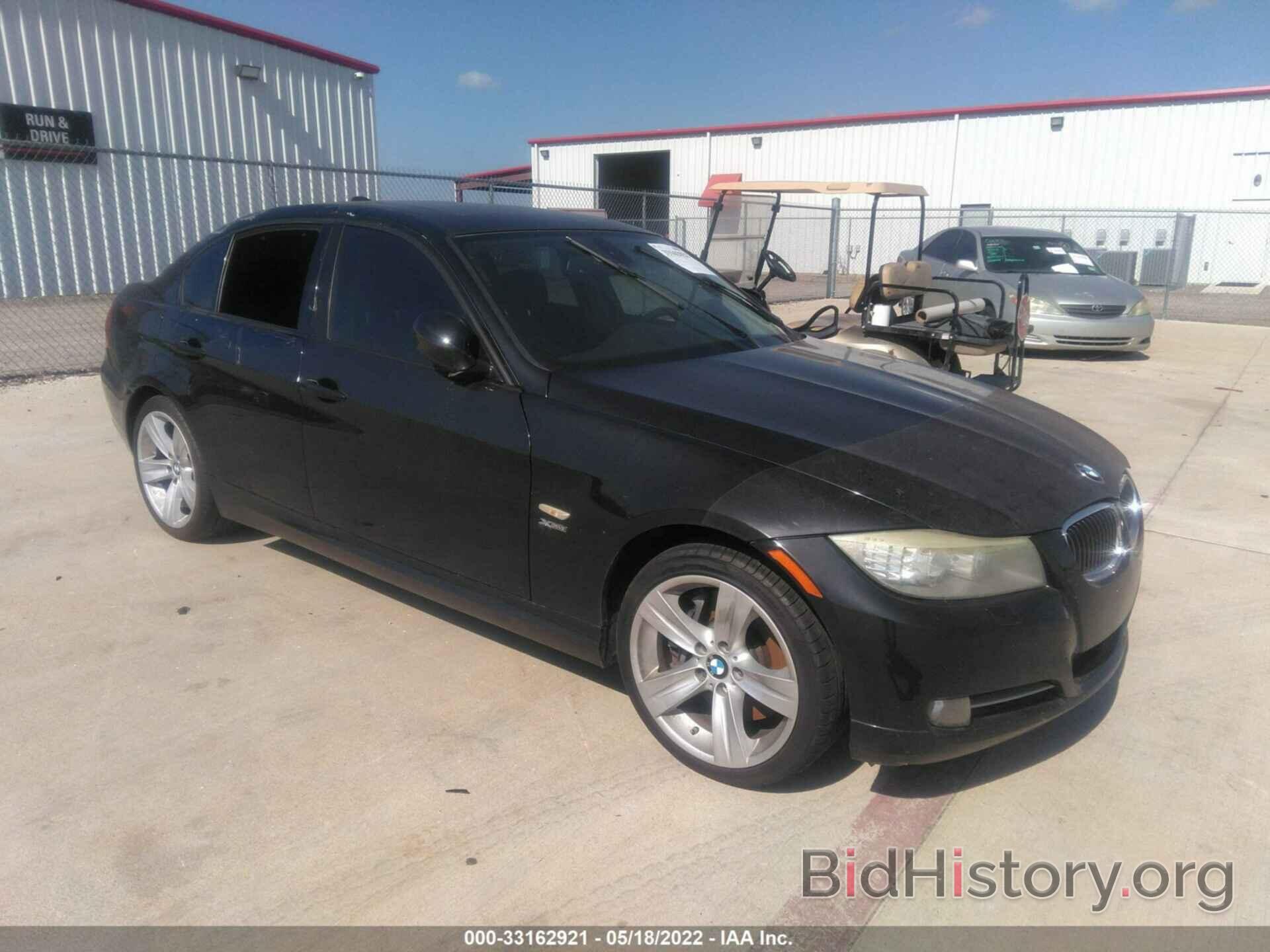 Photo WBAPL5C5XBA917368 - BMW 3 SERIES 2011