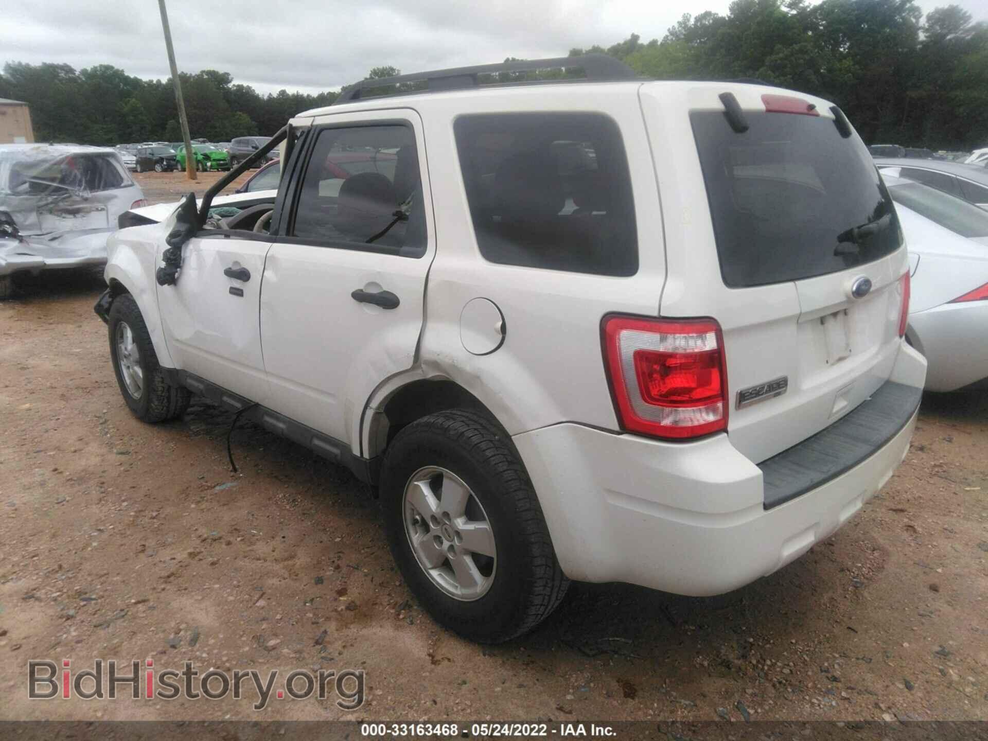 2011 FORD ESCAPE - VIN: 1FMCU0D76BKB54188 - Фото 3