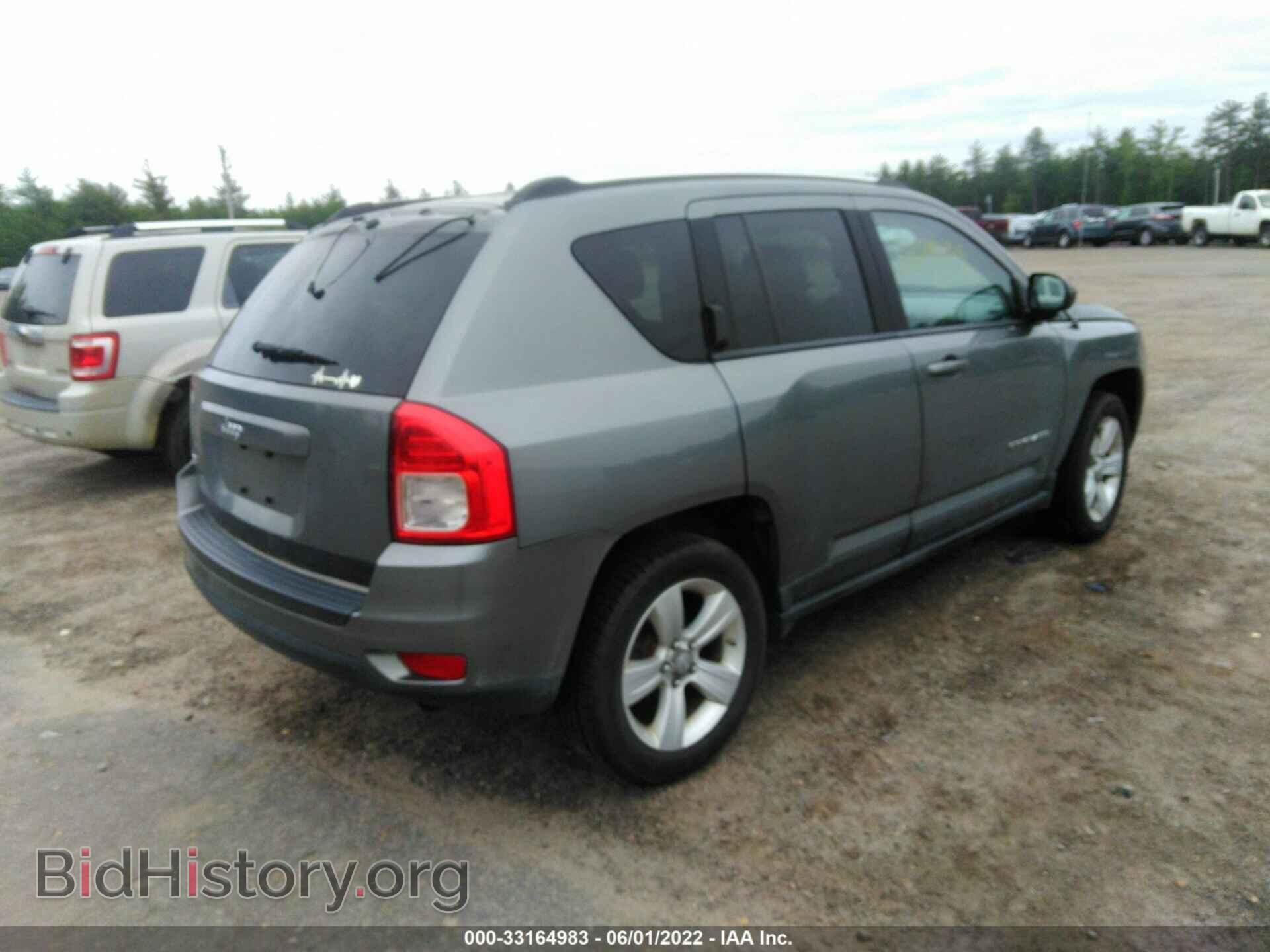 2012 JEEP COMPASS - VIN: 1C4NJDBB9CD633070 - Photo 4