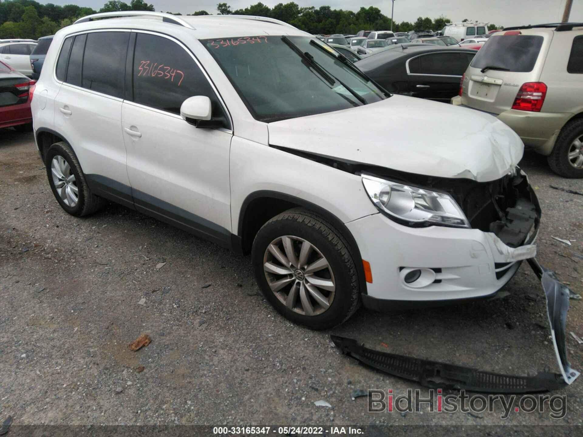 Photo WVGAV7AX2BW524305 - VOLKSWAGEN TIGUAN 2011