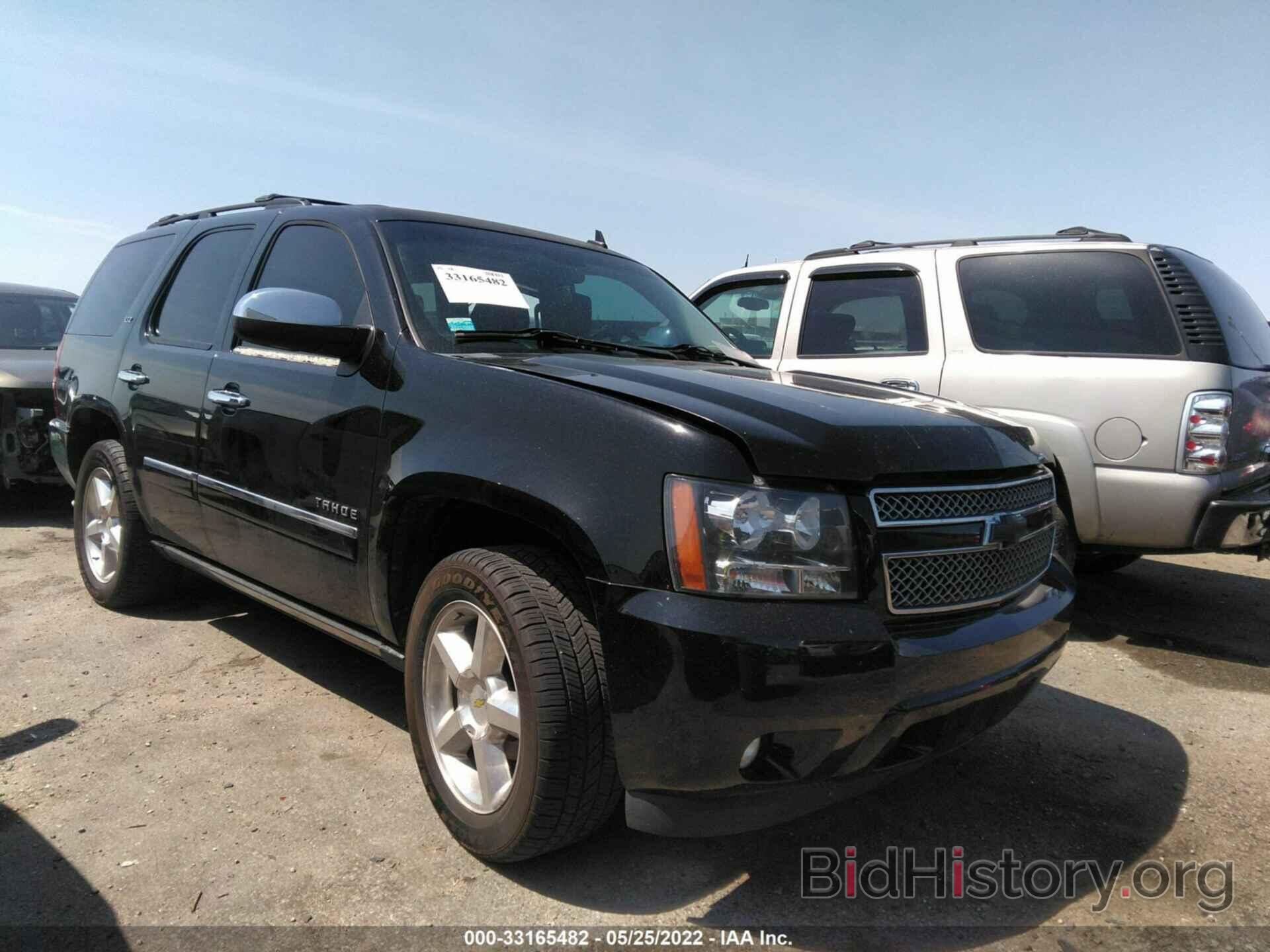 Photo 1GNSKCE06DR354465 - CHEVROLET TAHOE 2013