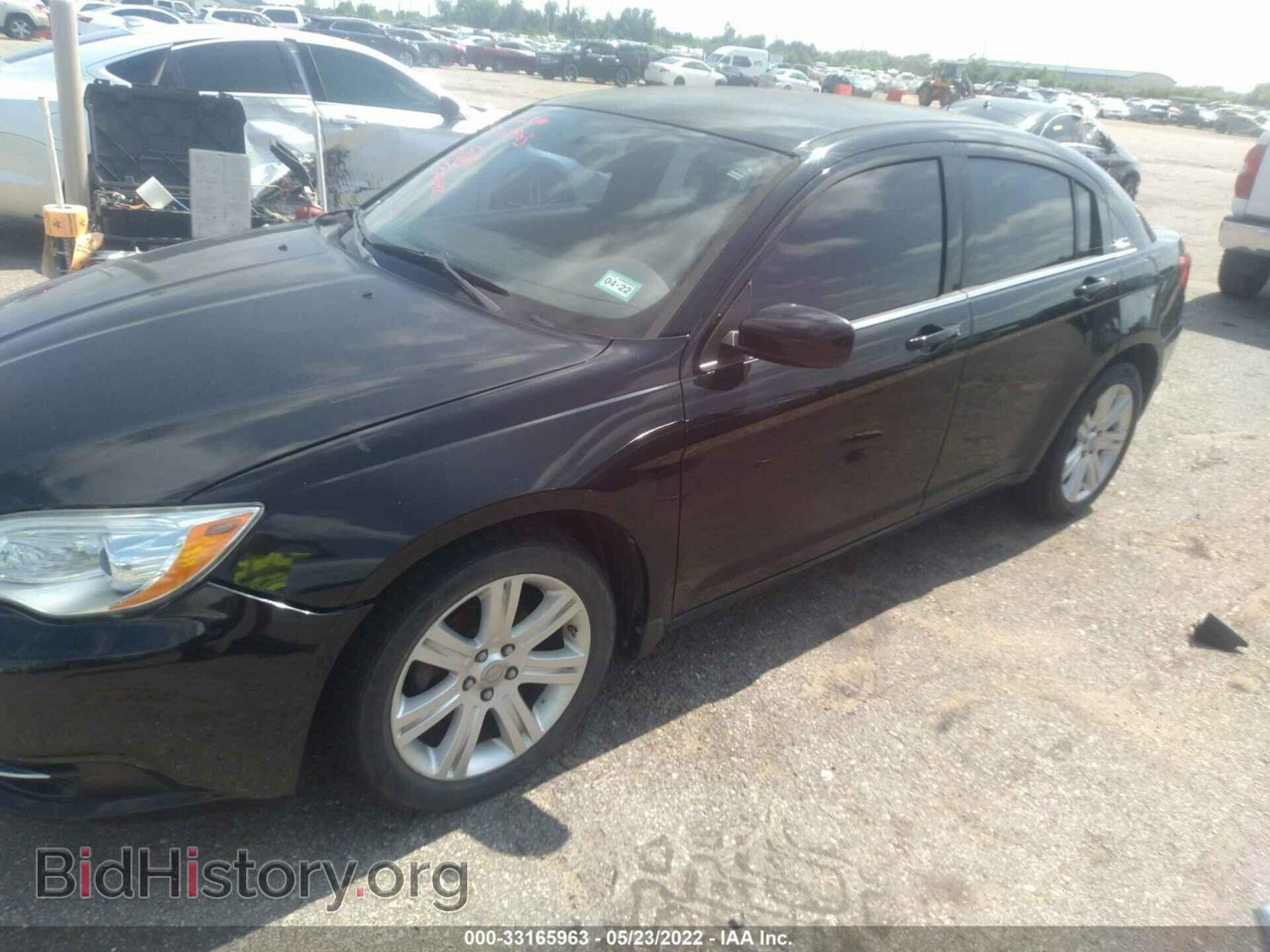 2012 CHRYSLER 200 - VIN: 1C3CCBBB8CN217855 - Photo 2