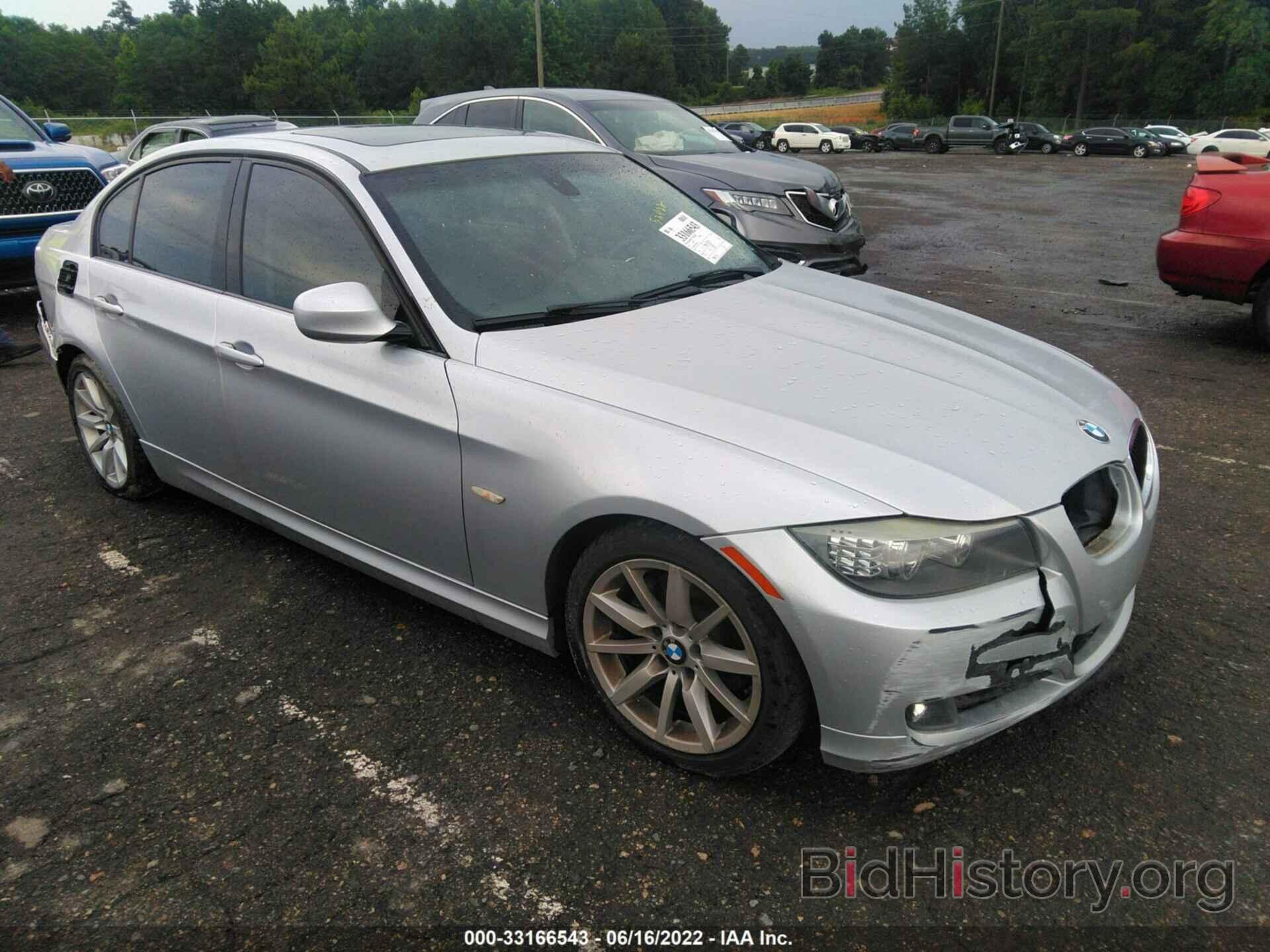 Photo WBAPH7C53BE680325 - BMW 3 SERIES 2011