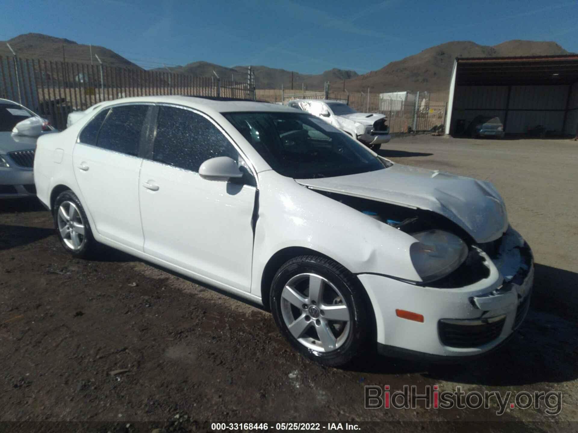 Photo 3VWRZ71K49M140744 - VOLKSWAGEN JETTA SEDAN 2009