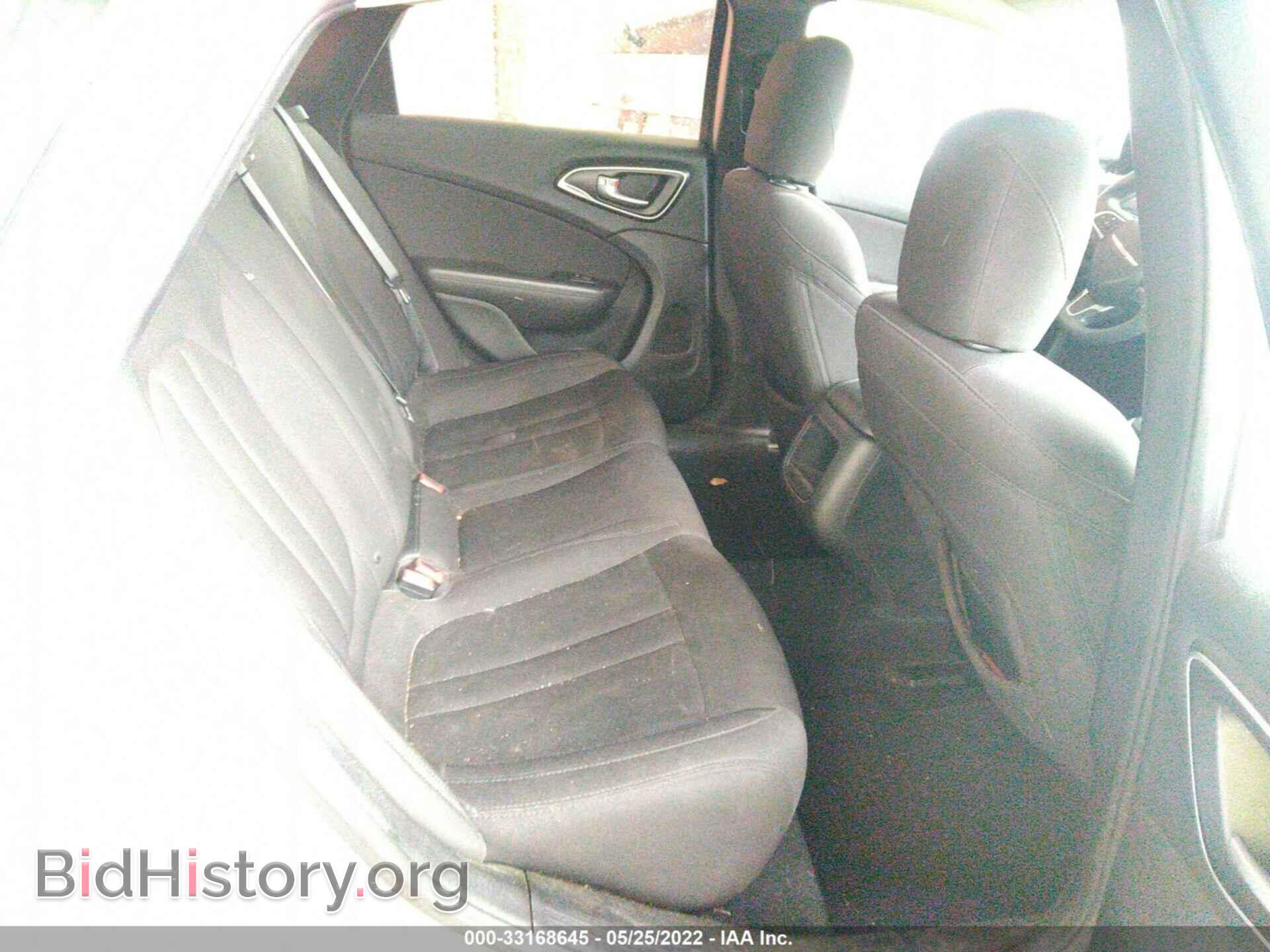 2015 CHRYSLER 200 - VIN: 1C3CCCAB2FN707722 - Фото 8