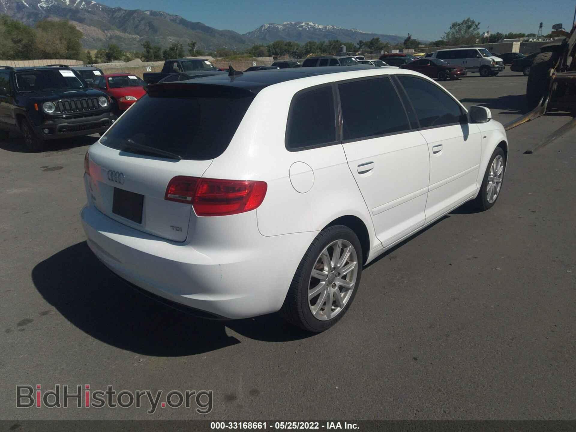 2011 AUDI A3 - VIN: WAUKJAFM9BA168946 - Фото 4