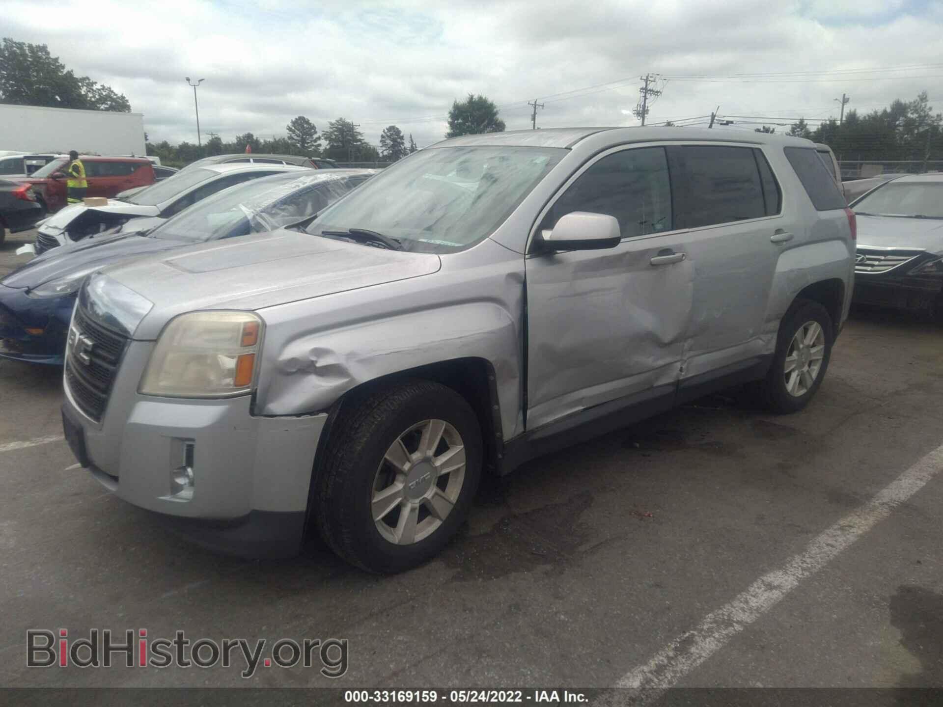 2010 GMC TERRAIN - VIN: 2CTFLCEW9A6284659 - Photo 2