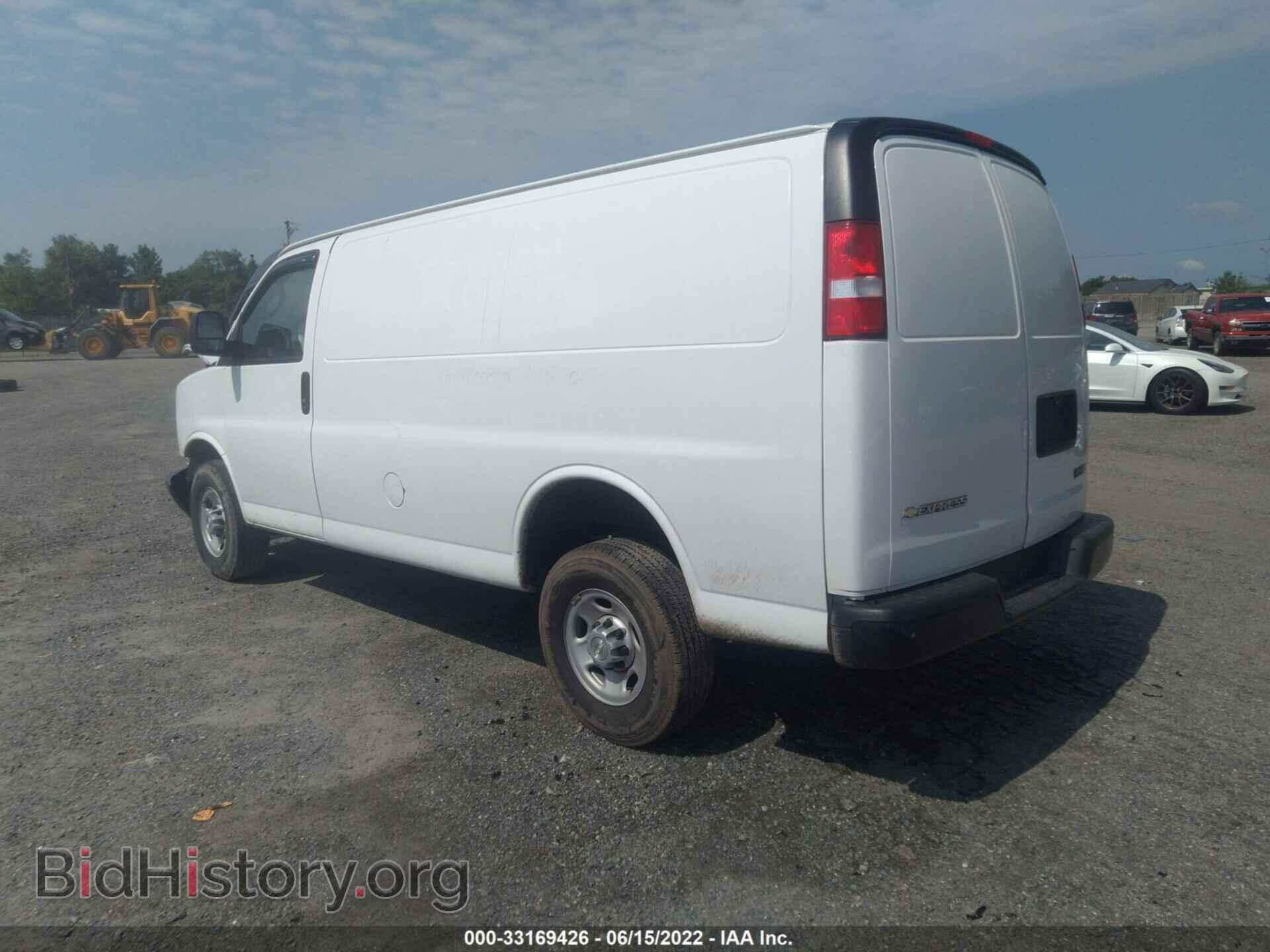 2017 CHEVROLET EXPRESS CARGO VAN - VIN: 1GCWGAFF4H1203230 - Фото 3