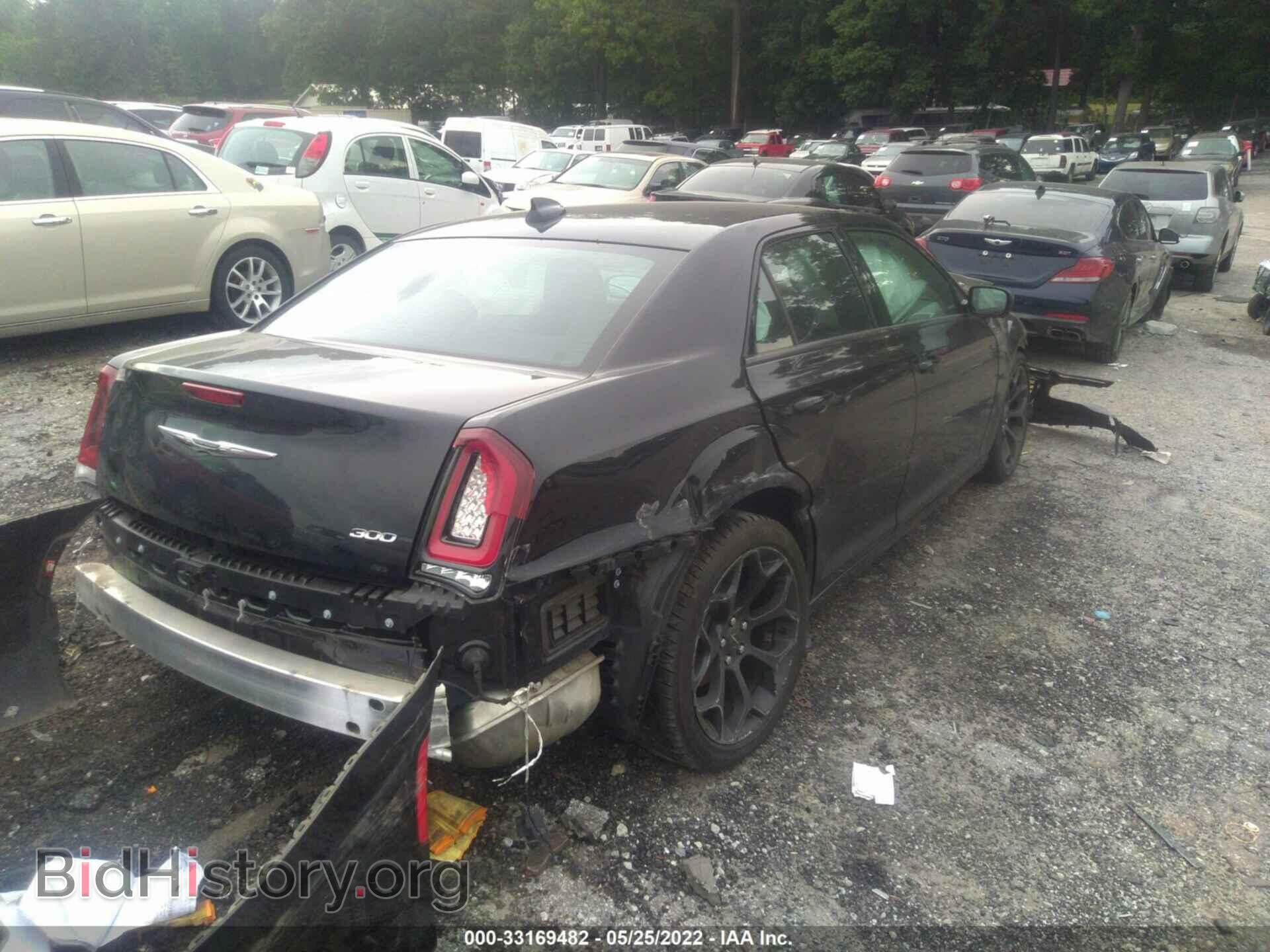 2019 CHRYSLER 300 - VIN: 2C3CCAAG1KH746076 - Фото 4