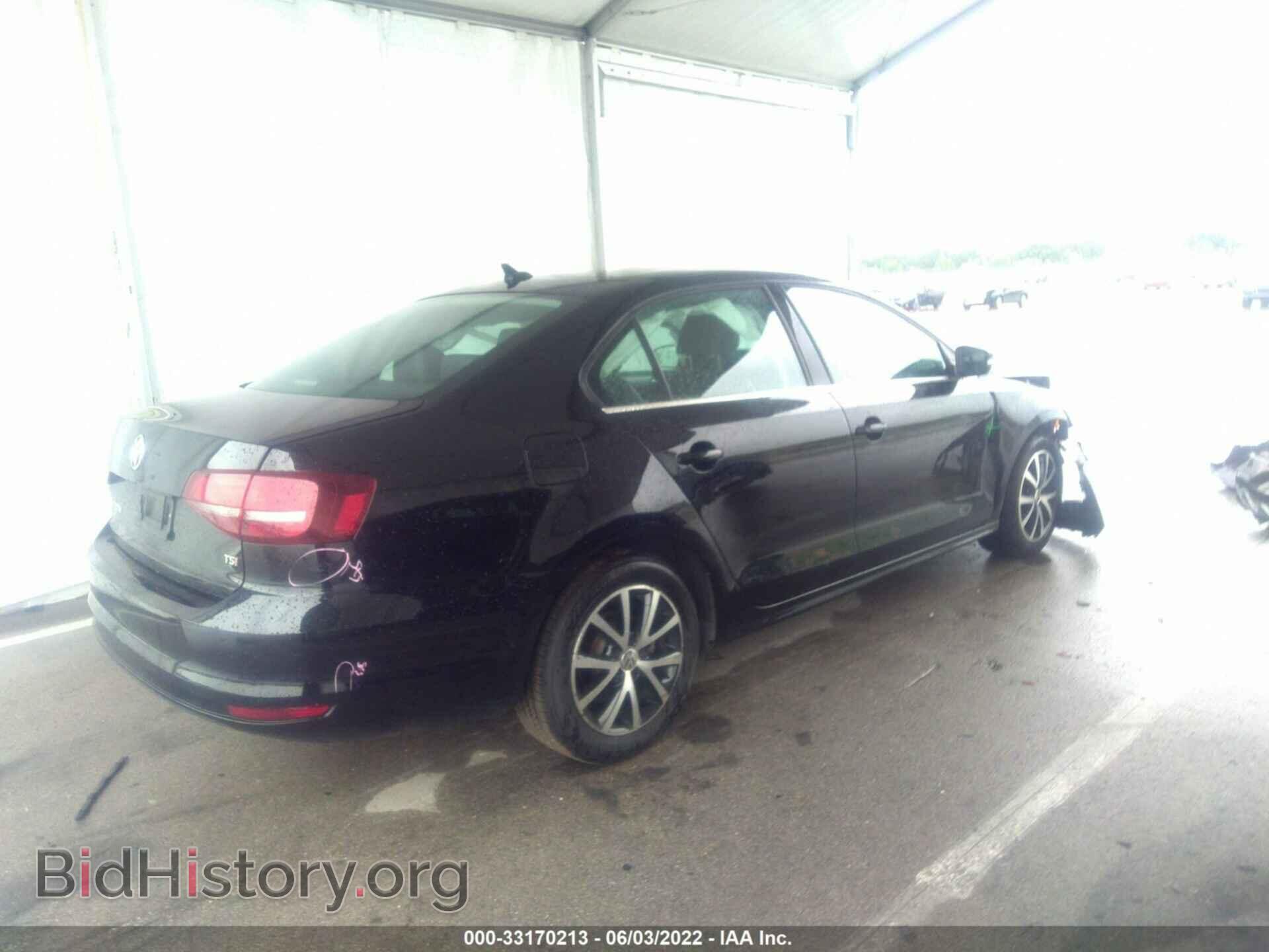 2017 VOLKSWAGEN JETTA - VIN: 3VWDB7AJ2HM408954 - Фото 4