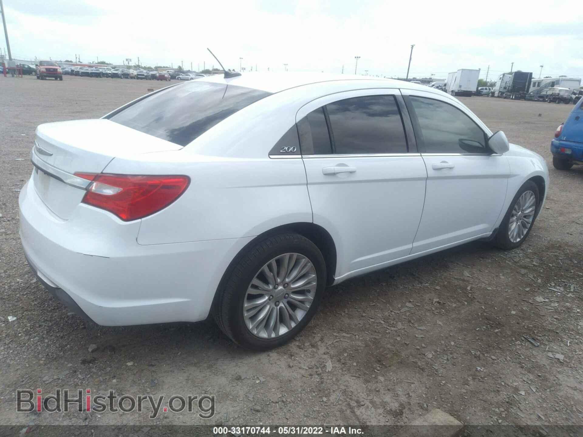 2012 CHRYSLER 200 - VIN: 1C3CCBAB2CN152552 - Фото 4