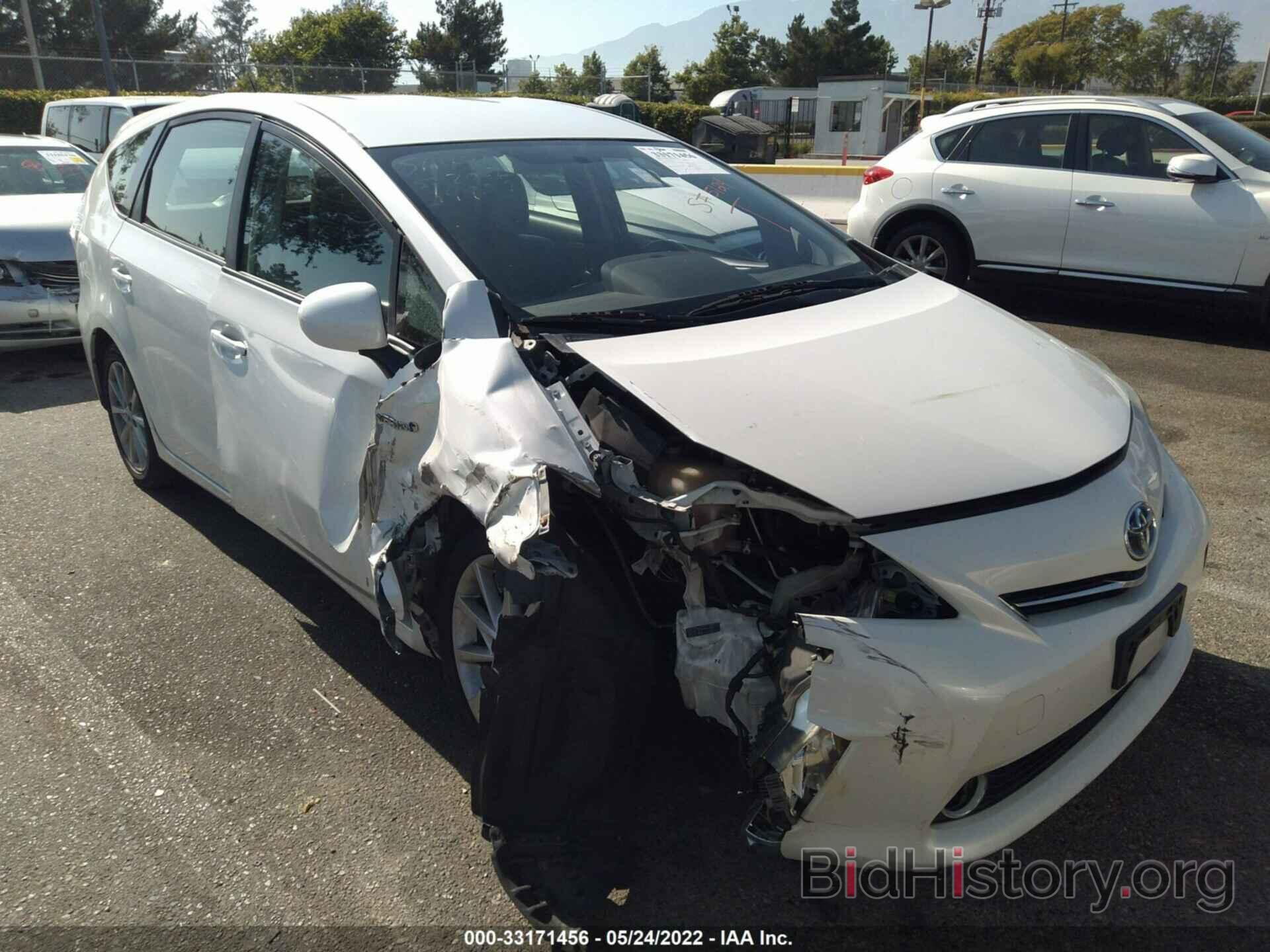 Photo JTDZN3EU9EJ011151 - TOYOTA PRIUS V 2014