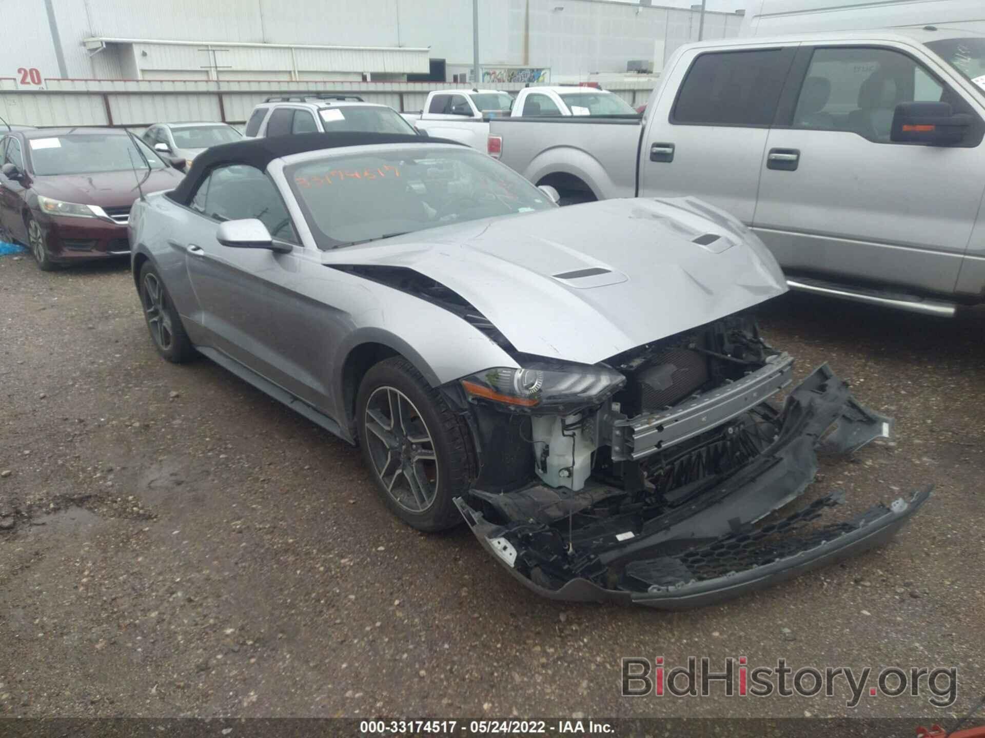 Photo 1FATP8UH6L5131437 - FORD MUSTANG 2020