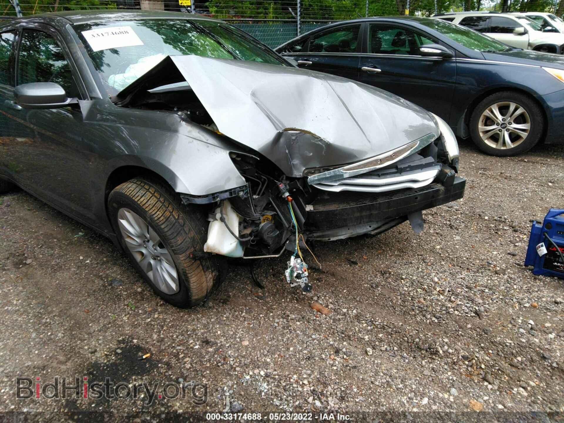 2012 CHRYSLER 200 - VIN: 1C3CCBAB4CN273888 - Фото 6