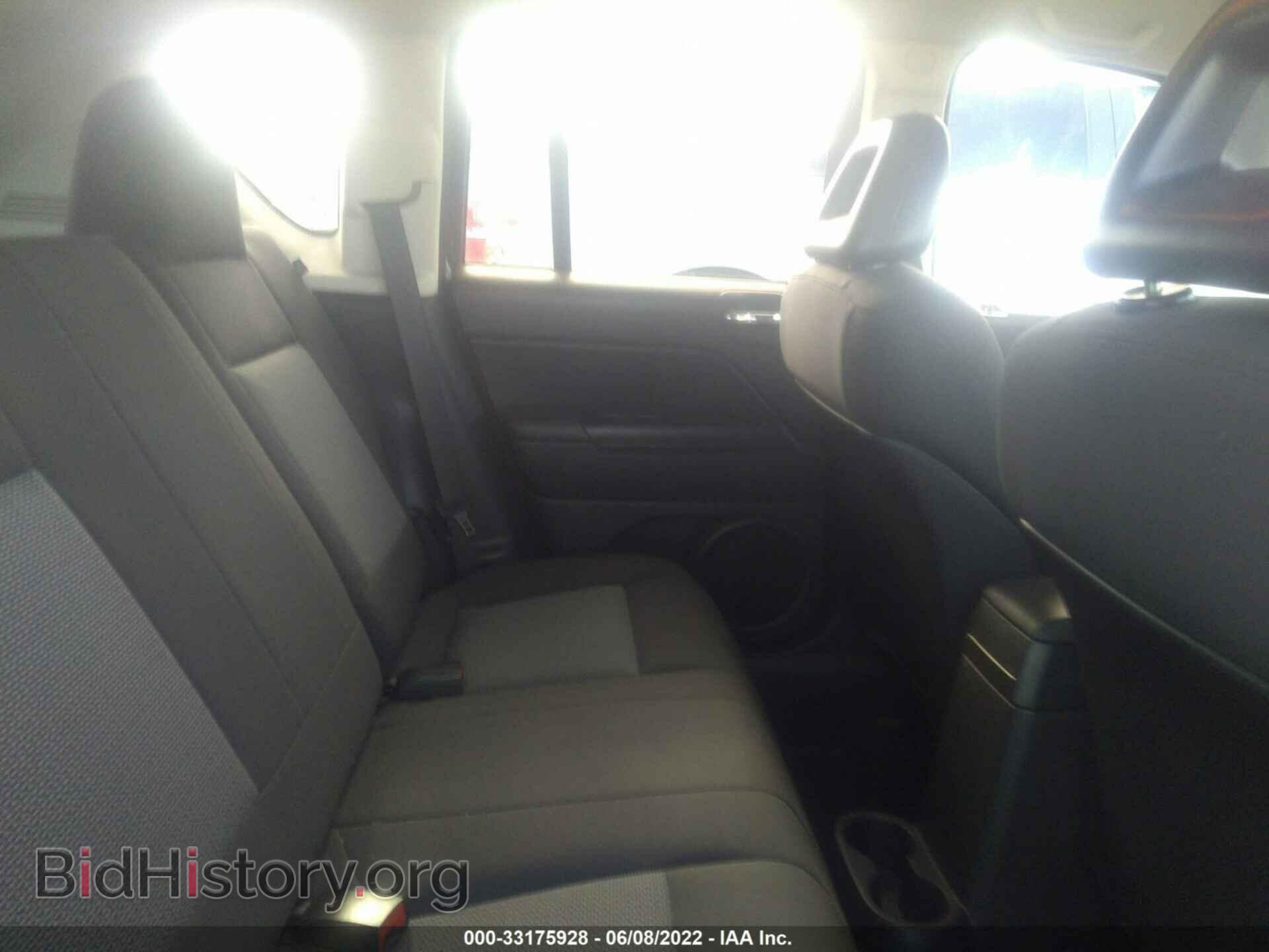 2009 JEEP COMPASS - VIN: 1J4FF47B29D121054 - Фото 8