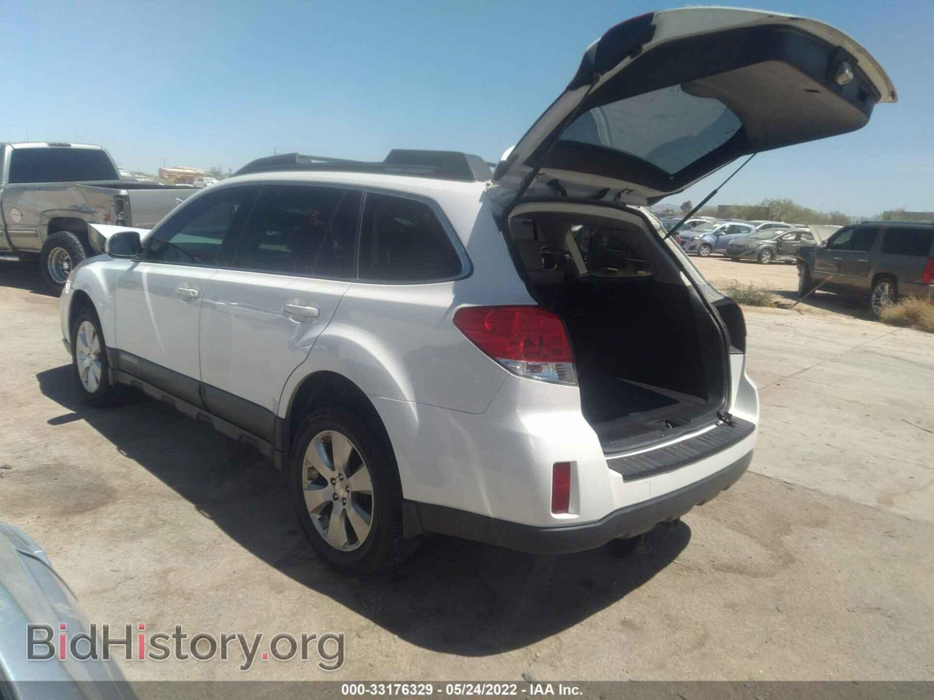 2011 SUBARU OUTBACK - VIN: 4S4BRBLC8B3418982 - Фото 3